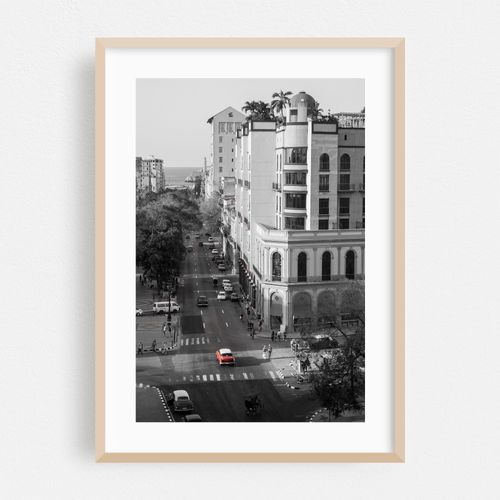 A Flash of Red in Old Havana