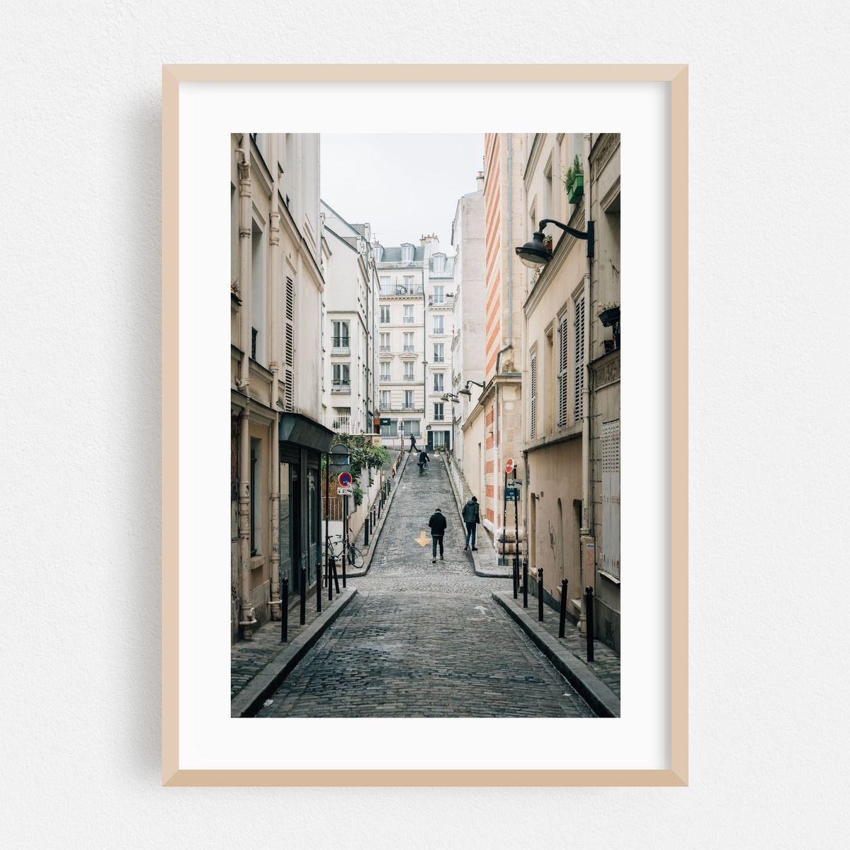 Streets of Montmartre 01 – image 1 of 16