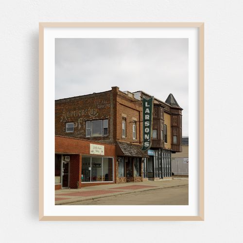 Larson's Sign 02