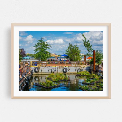 Spruce Street Harbor Park
