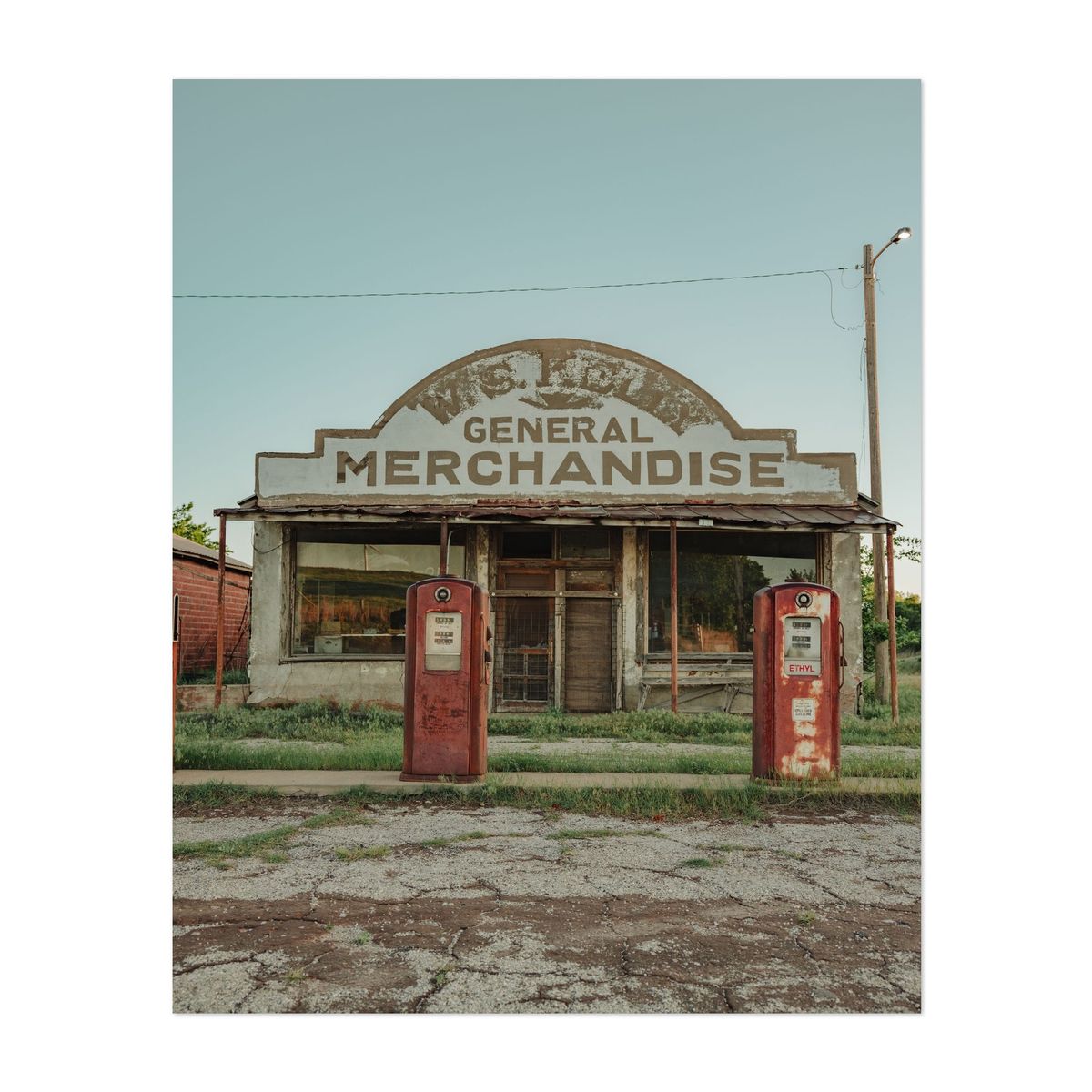 W.S. Kelly Gas Station 01 – image 1 of 2