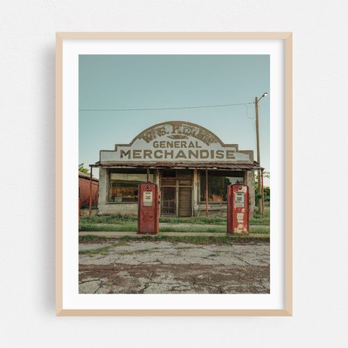 W.S. Kelly Gas Station 01