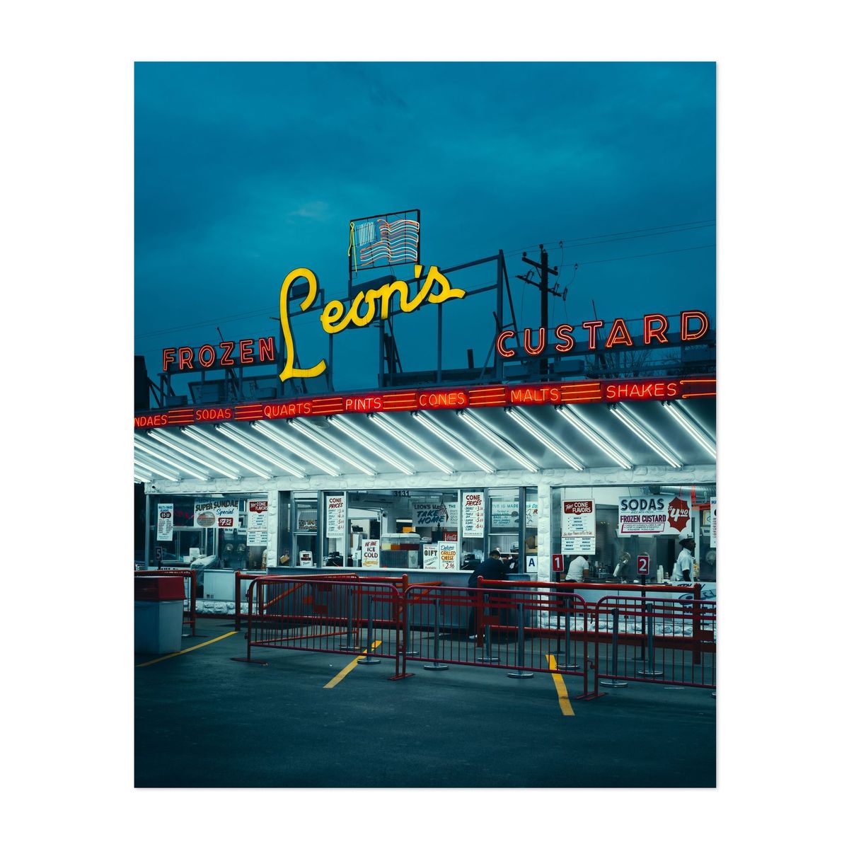Leon's Frozen Custard 02 – image 1 of 2