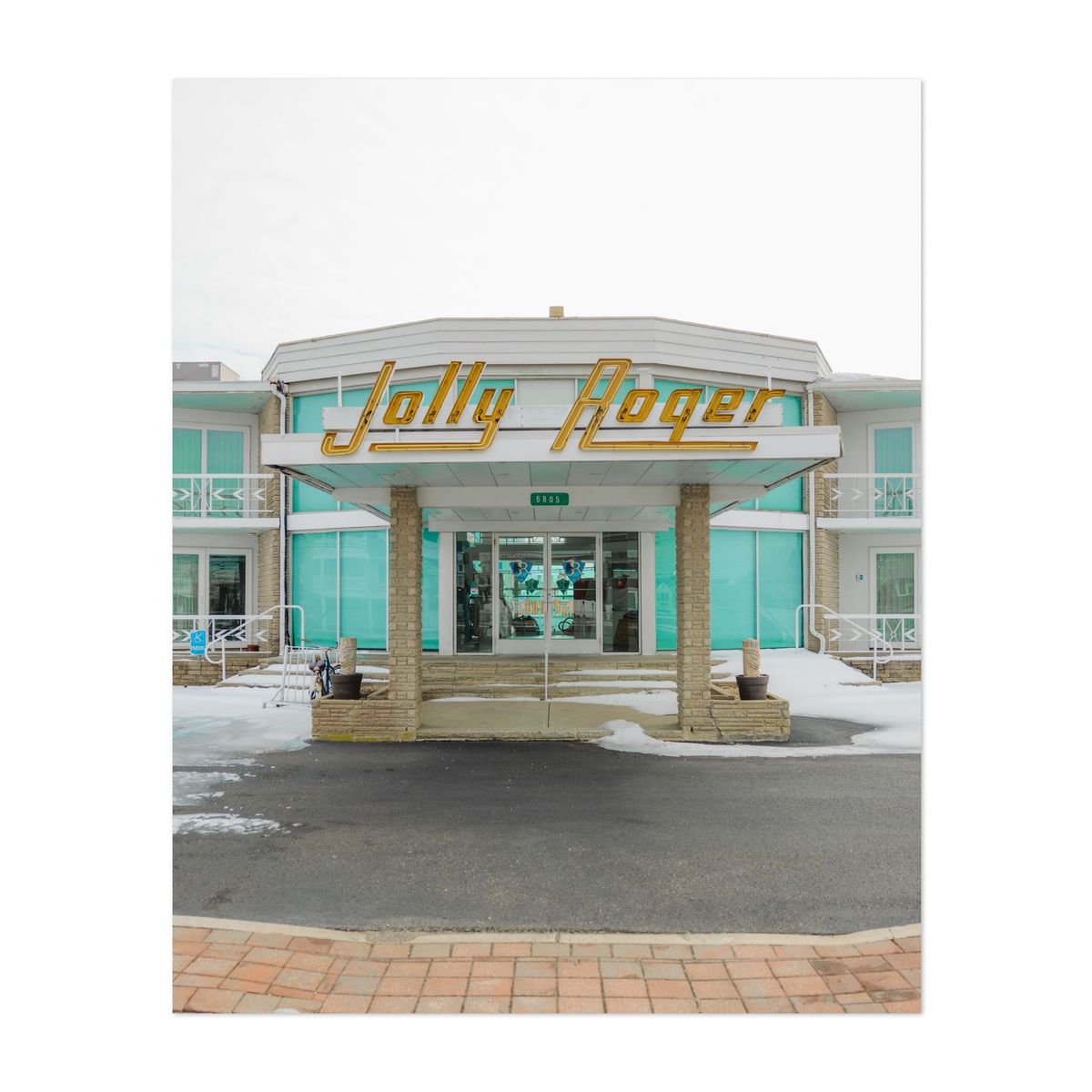 Jolly Roger in Winter 01 – image 1 of 2