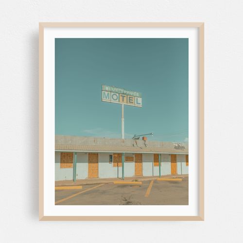 Blue Spruce Motel 01