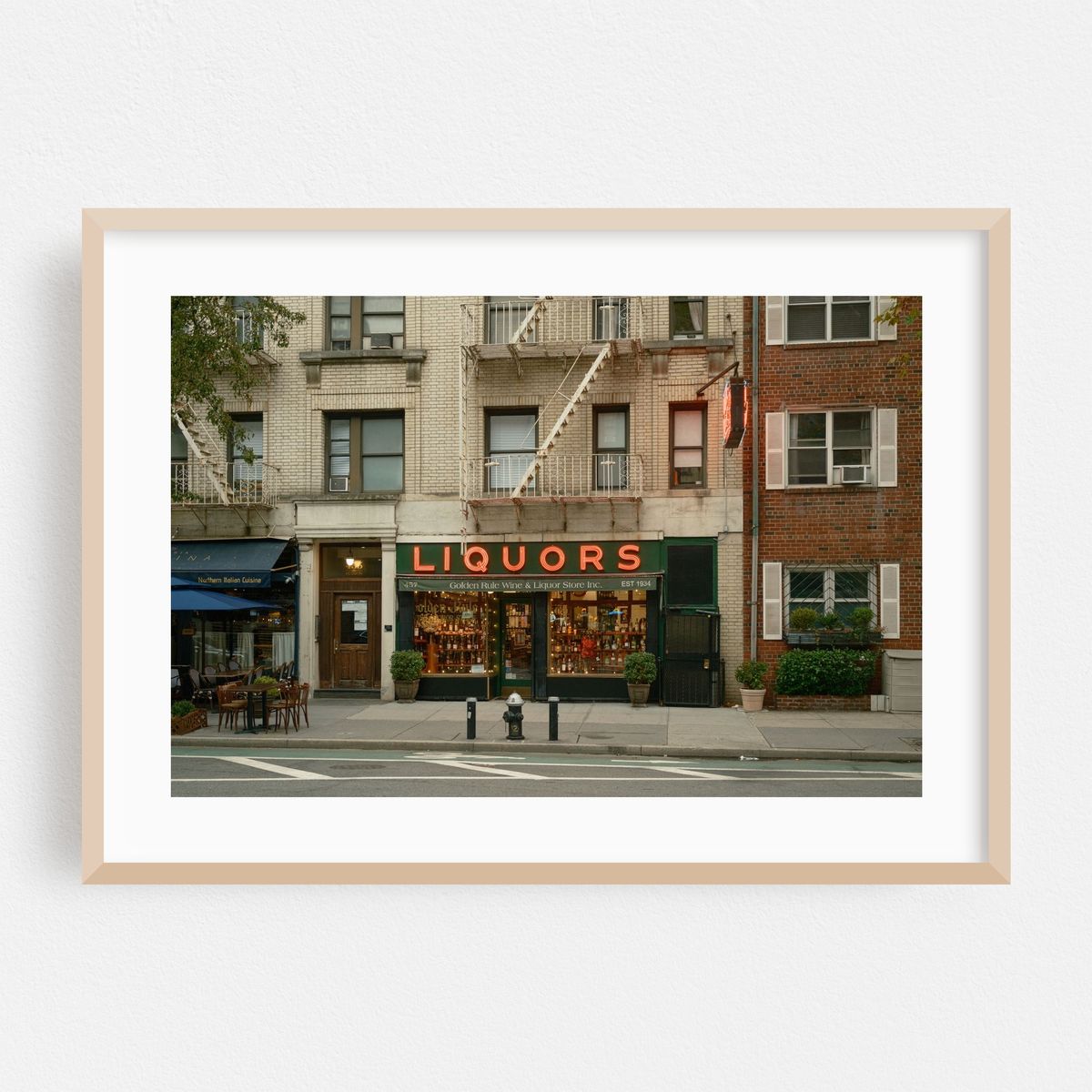 Golden Rule Wine & Liquor, West Village 01 – image 1 of 6