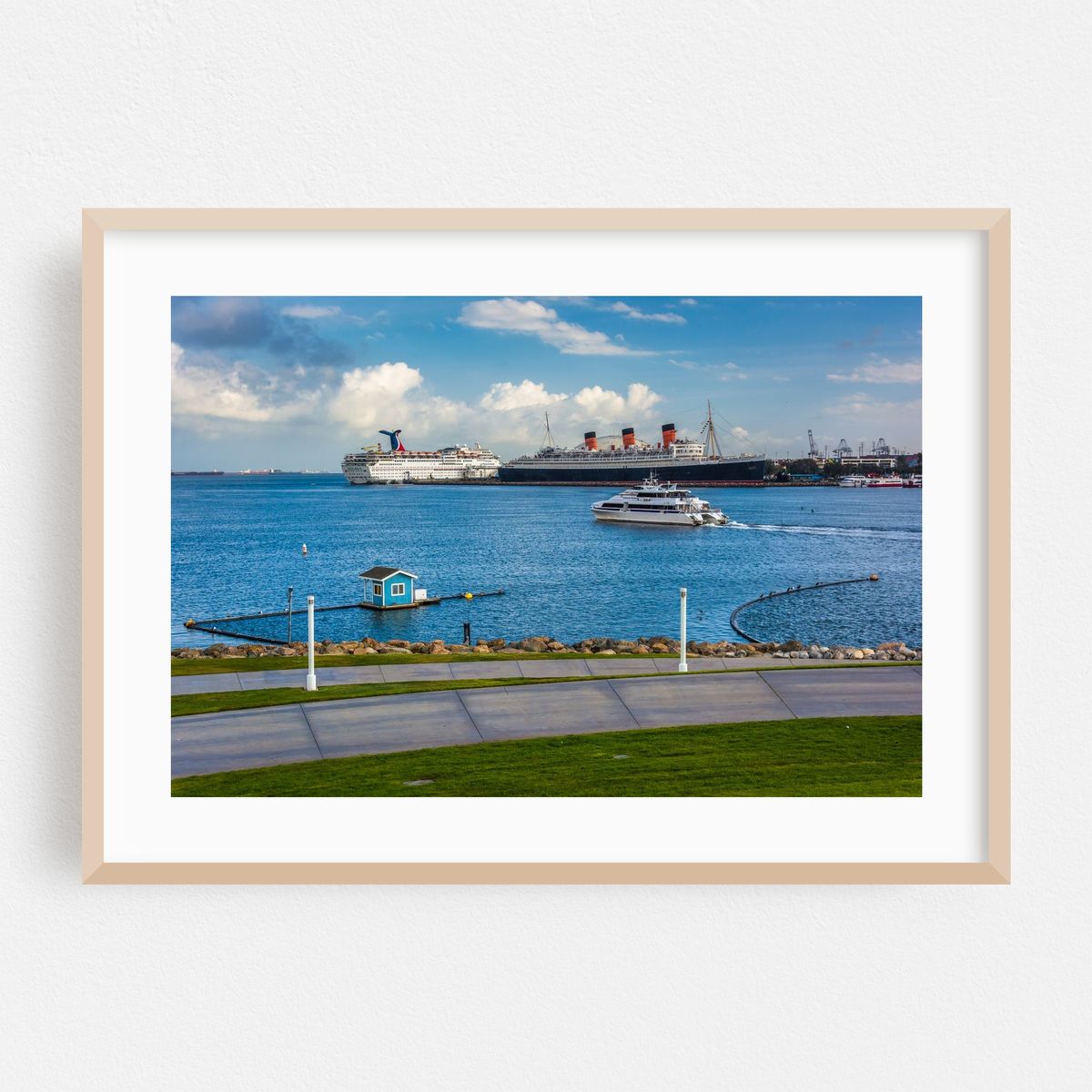 Ships in Long Beach Harbor – image 1 of 6