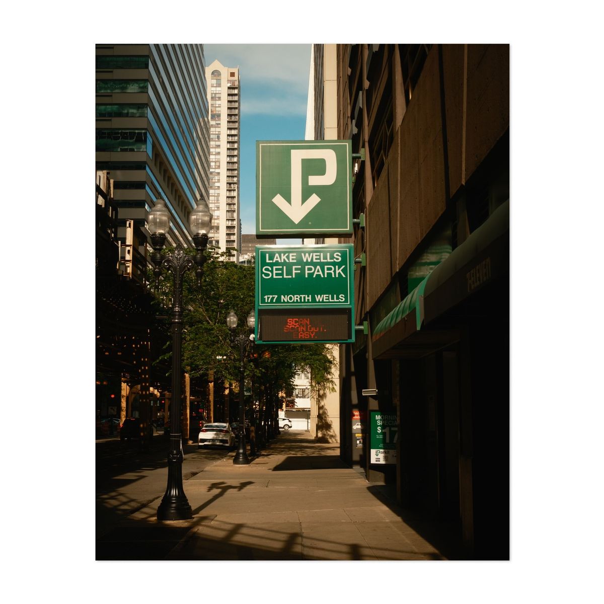 Lake & Wells Parking, Chicago – image 1 of 2