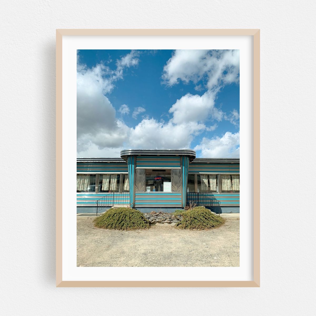 Elizaville Diner 03 – image 1 of 3