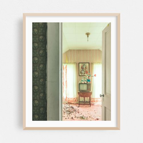 Turquoise Hexagon House 02