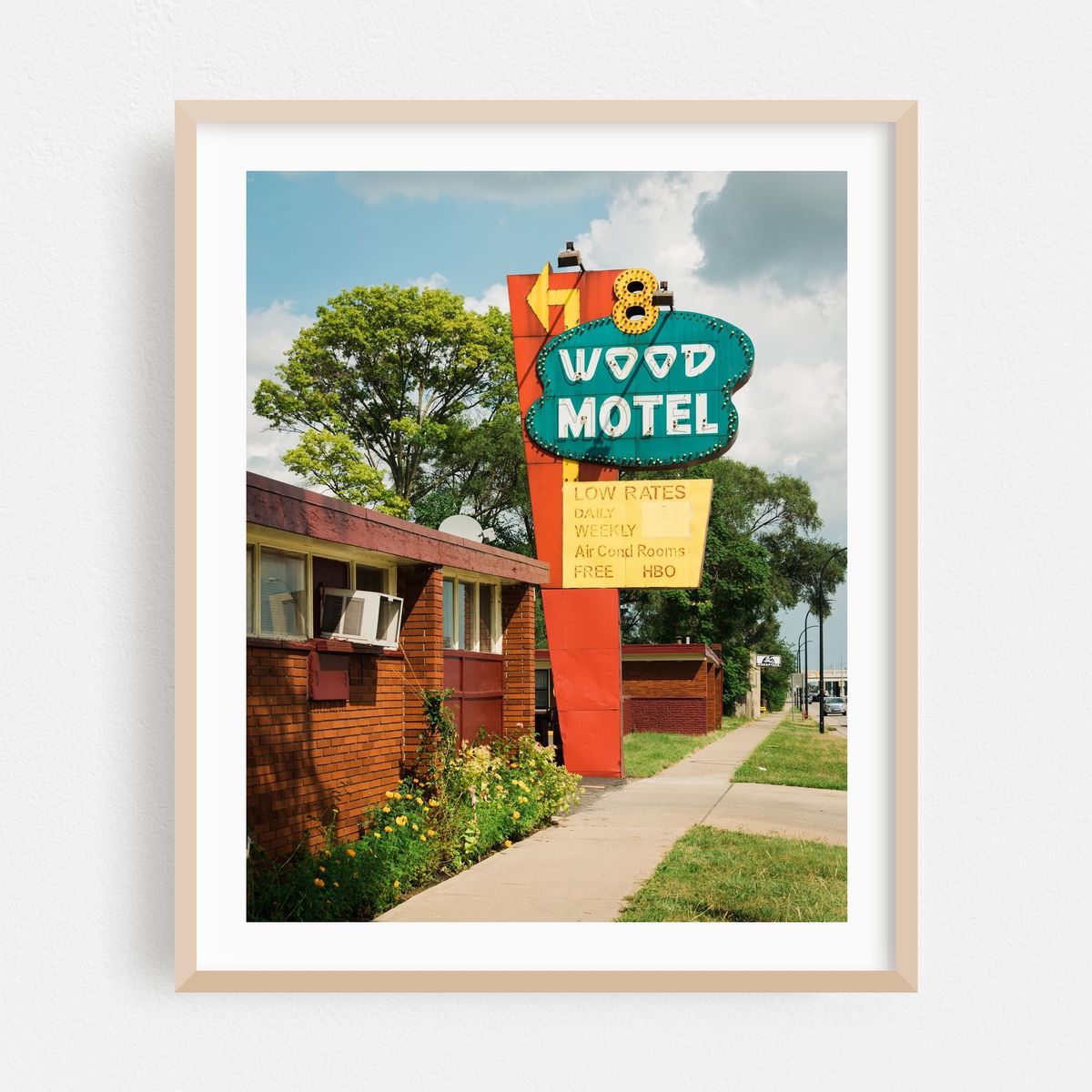 8 Wood Motel, Ferndale 01 – image 1 of 12