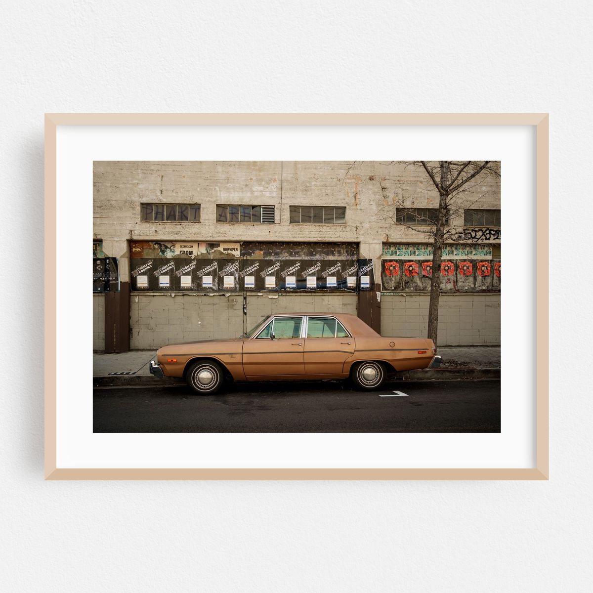 Vintage in Arts District, Los Angeles – image 1 of 6