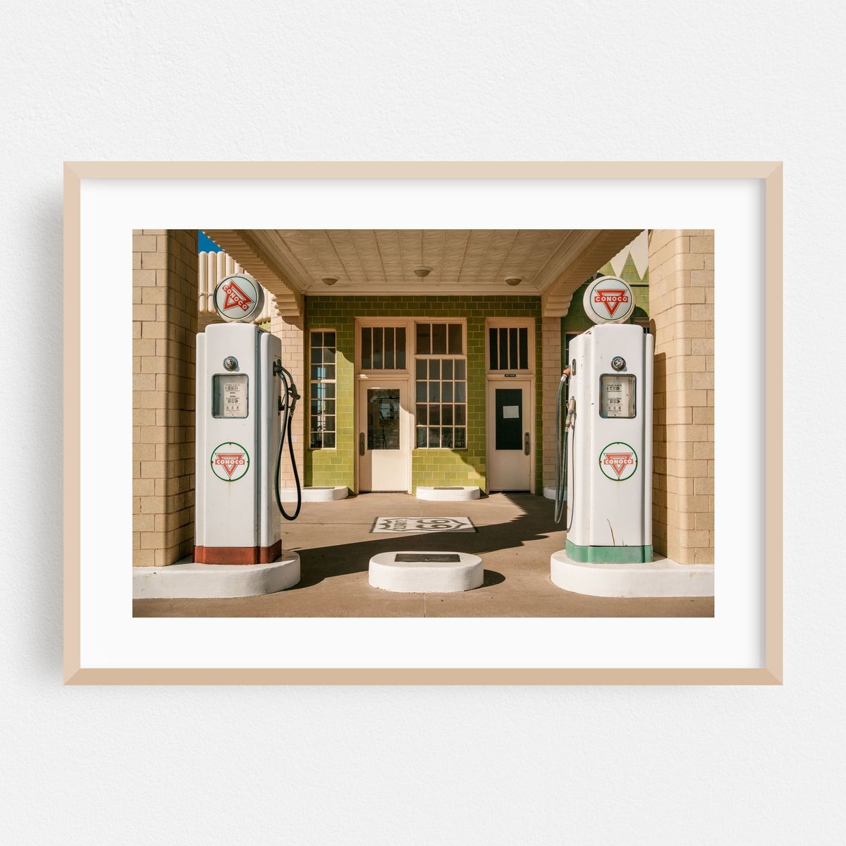 Conoco Tower Station on Route 66, Shamrock 02 – image 1 of 6