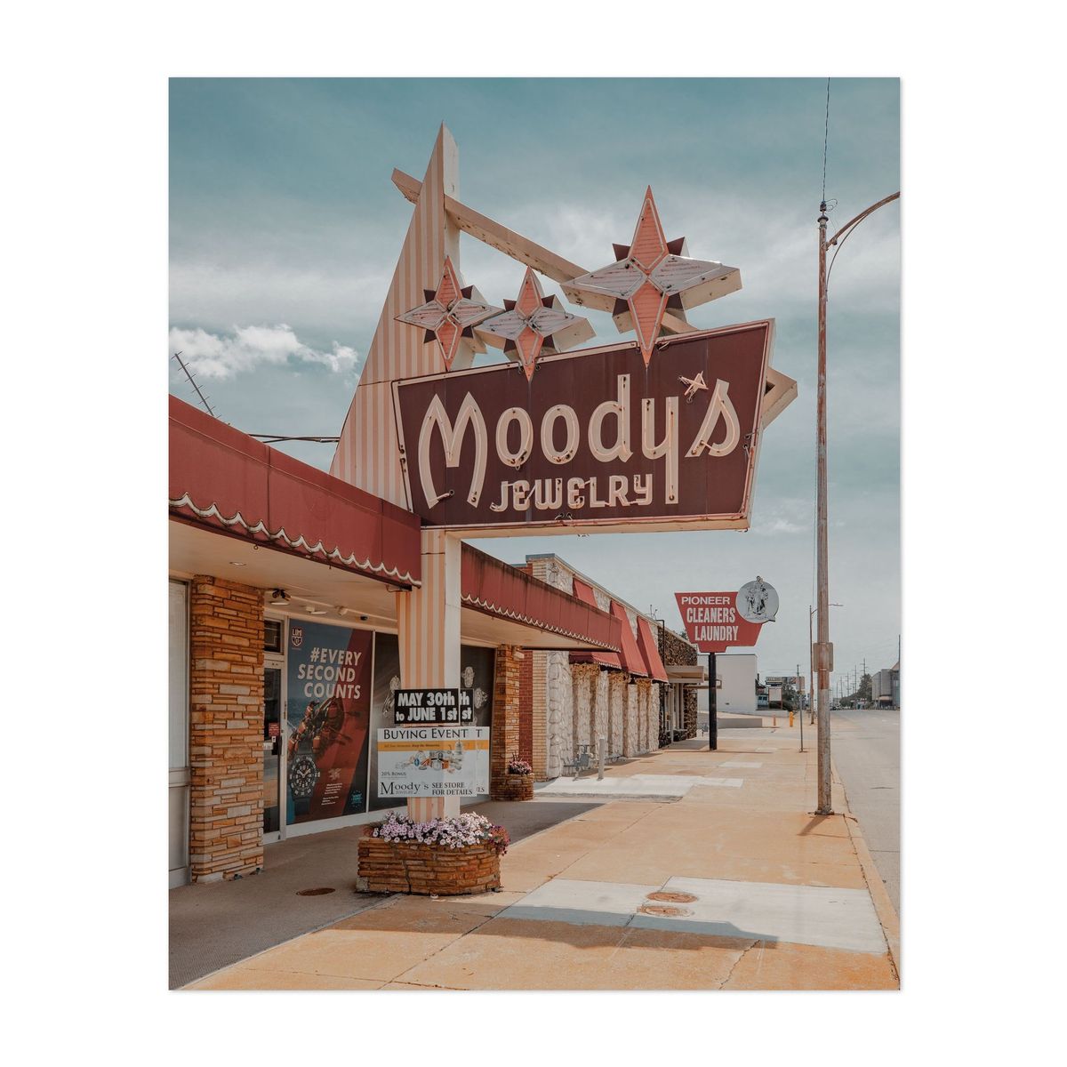 Moody's Jewelry Store – image 1 of 2