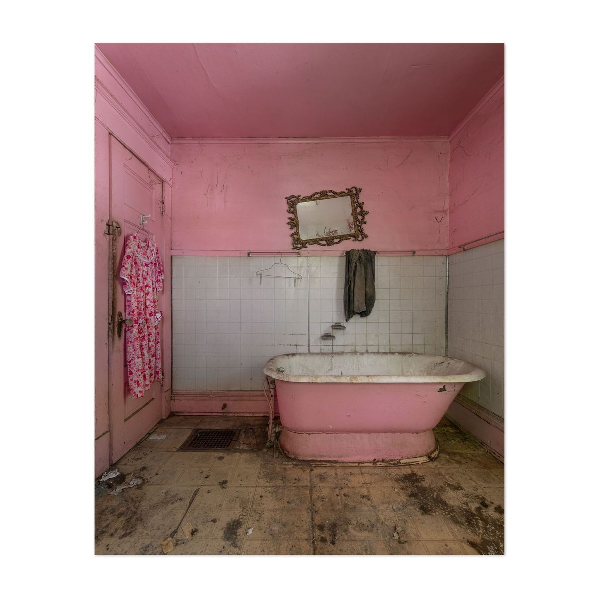 Lostlands House 01 – image 1 of 2