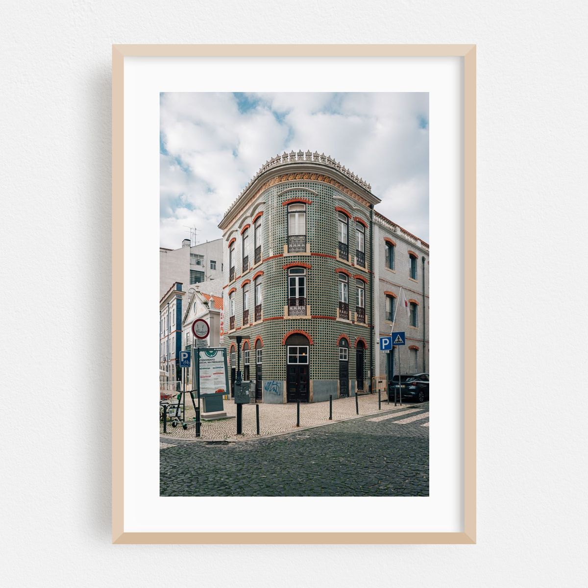 Lisbon Architectural 04 – image 1 of 16