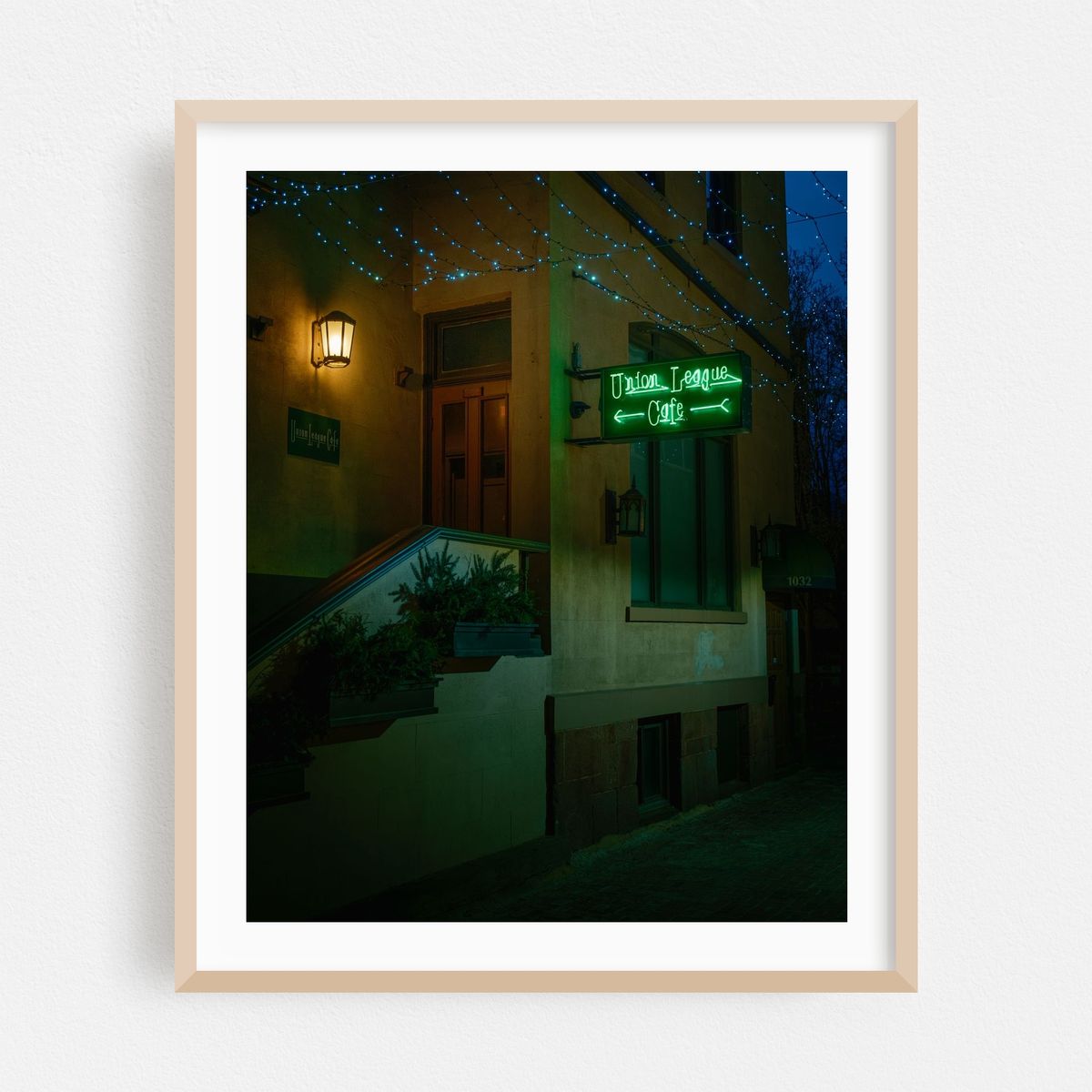 Union League Cafe Neon, New Haven – image 1 of 12