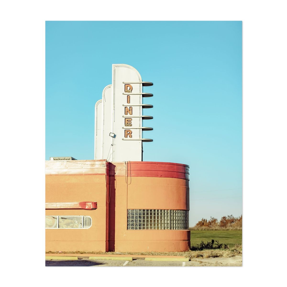 Shuttered Iowa 80 Diner 02 – image 1 of 2