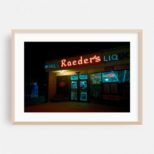 Raeder's Wines & Liquors, Albertson 02