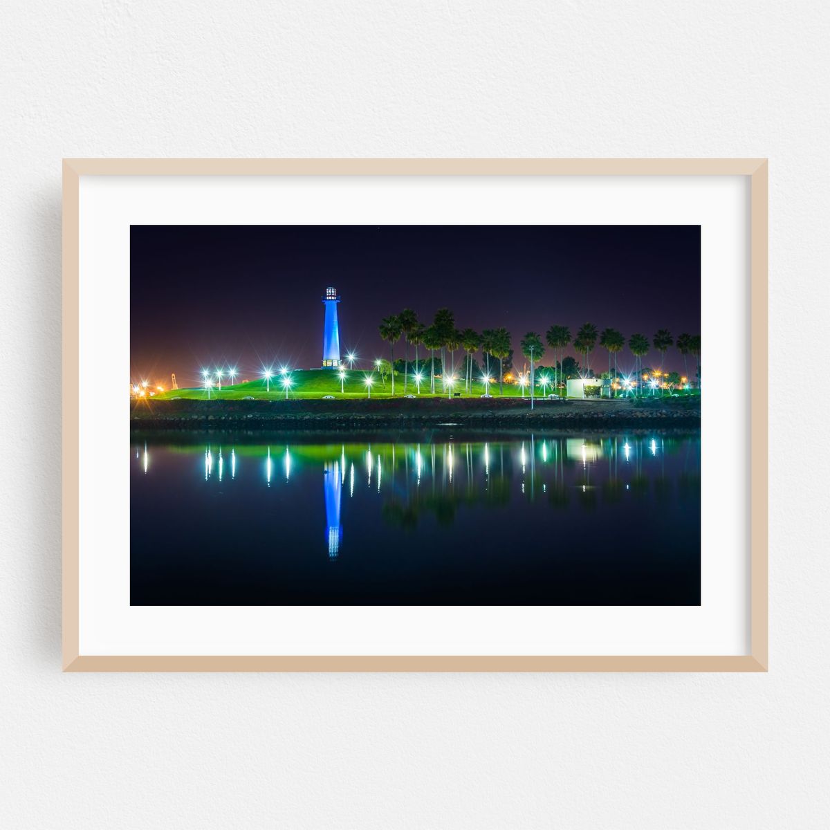 Long Beach Harbor Lighthouse – image 1 of 6