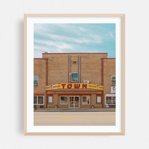 Town Theatre in Flora