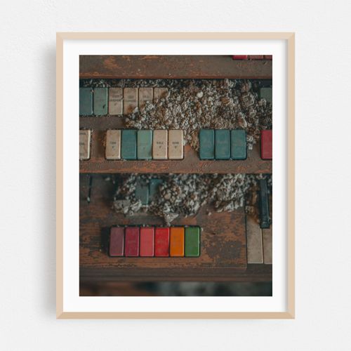 Abandoned School Organ 02