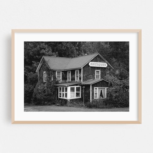 Hunter Antiques 02 B&W