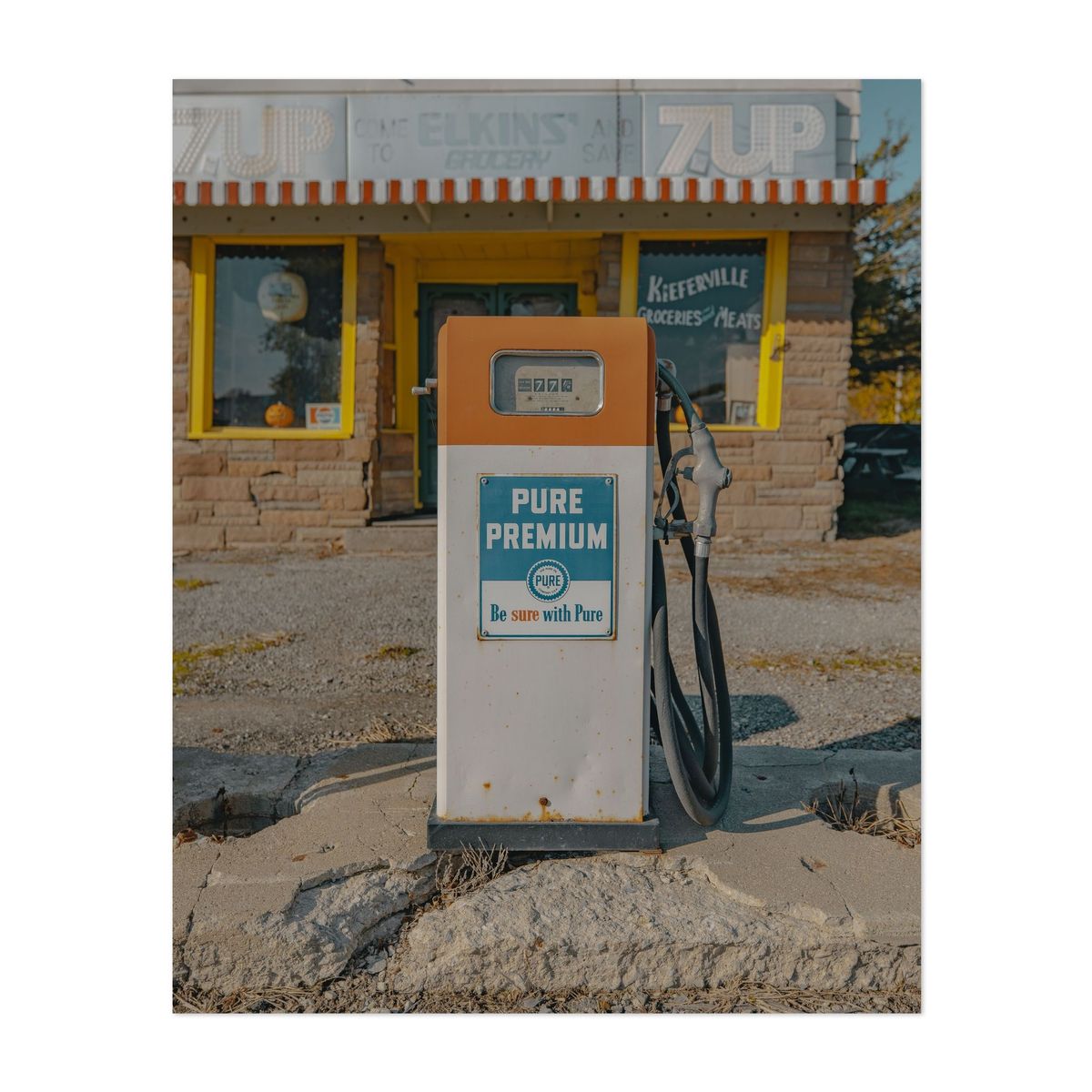 Kieferville Service Station 04 – image 1 of 2