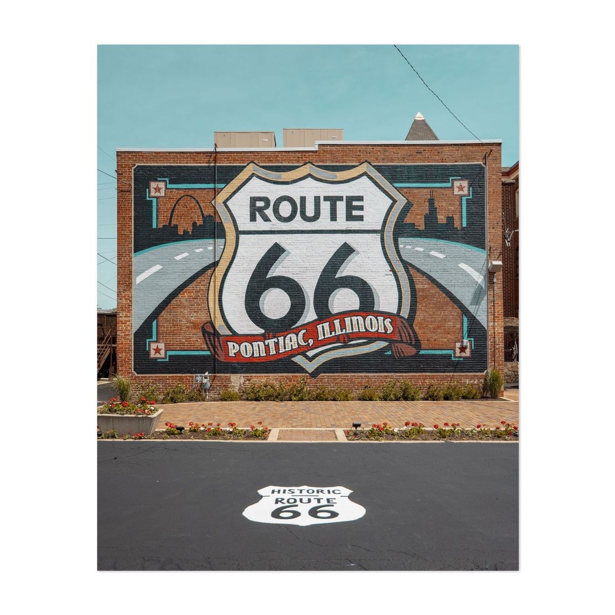Pontiac Route 66 Mural – image 1 of 2