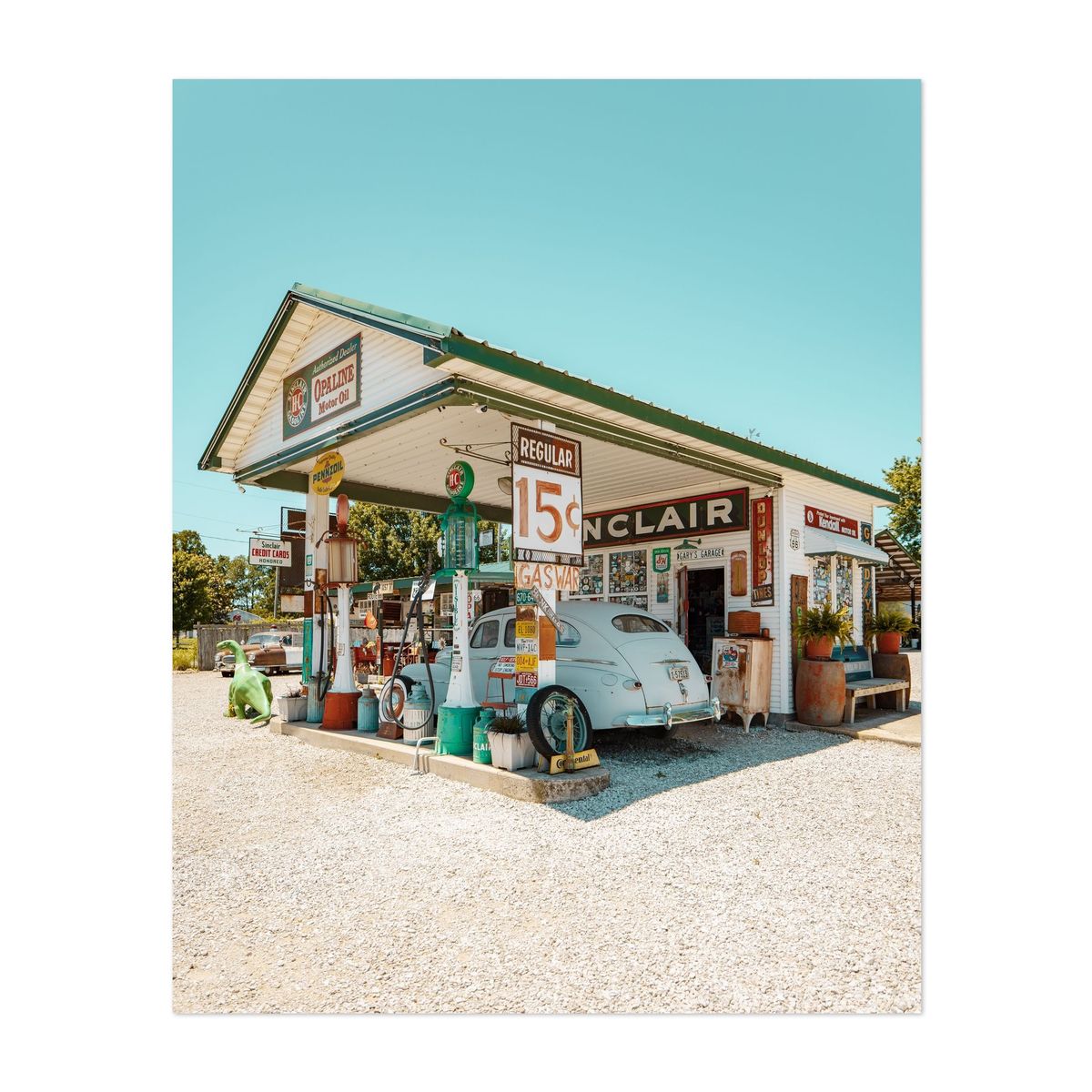 Gary Gay Parita Service Station 05 – image 1 of 2