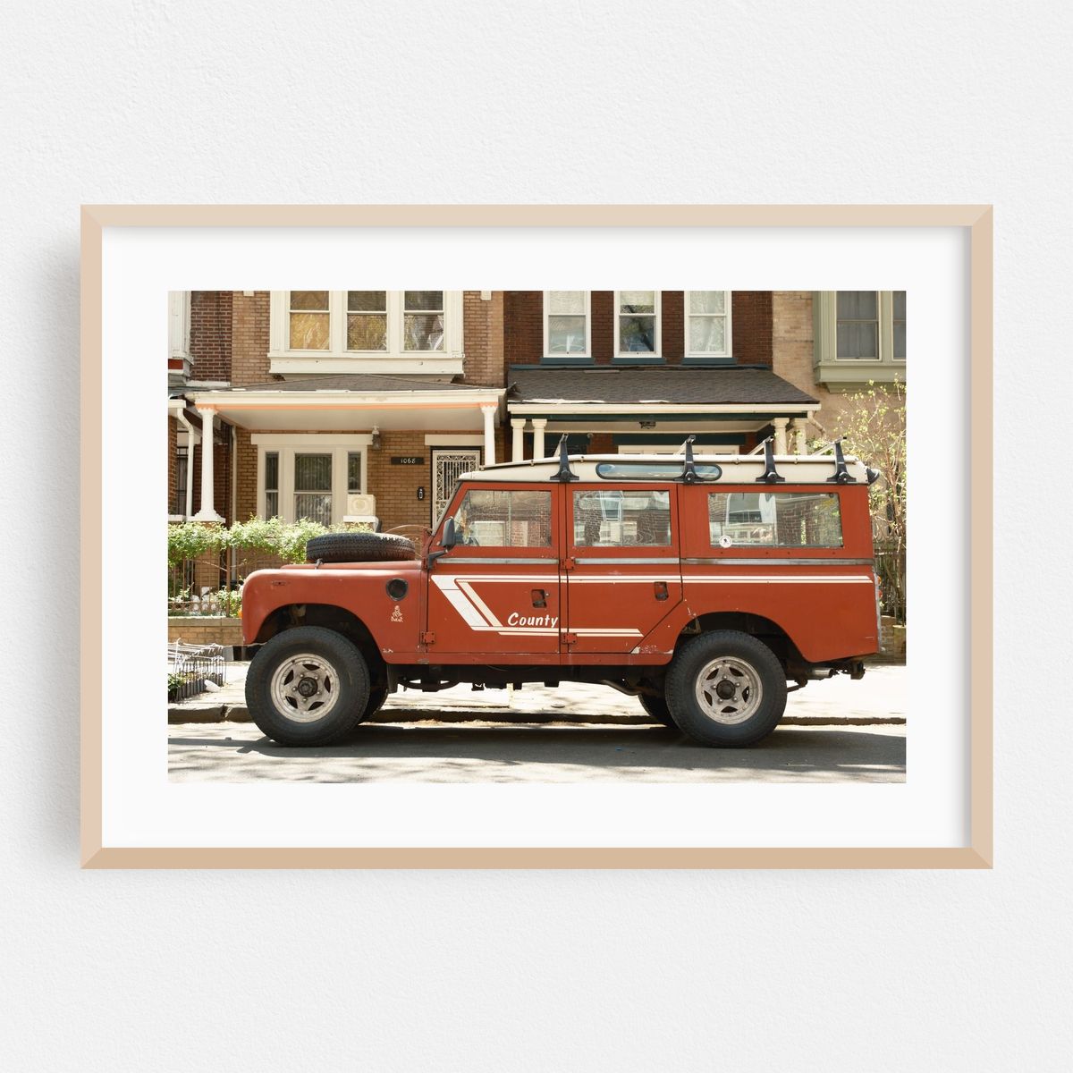 Defender 02 – image 1 of 6