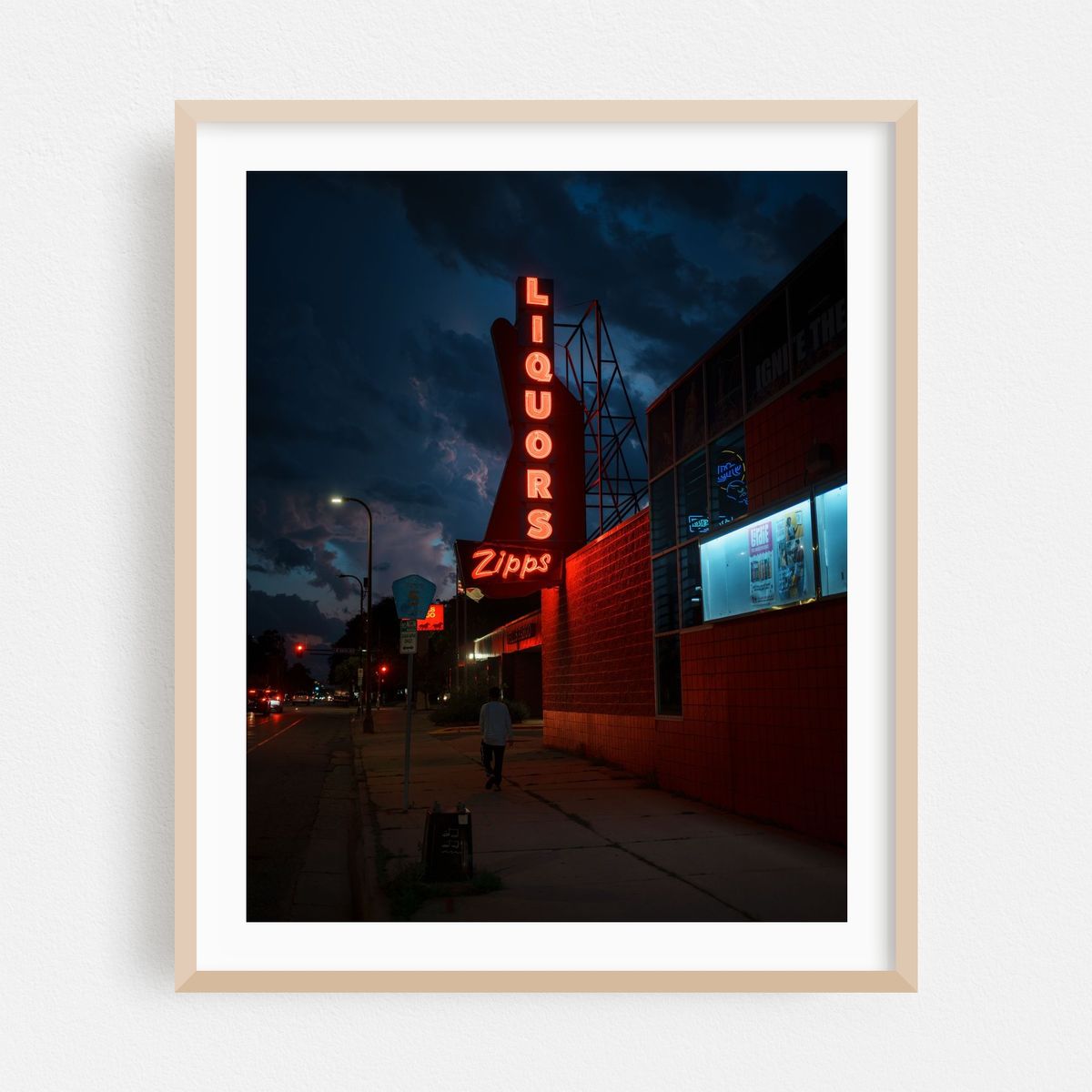 Zipps Liquors Neon, Minneapolis 02 – image 1 of 12