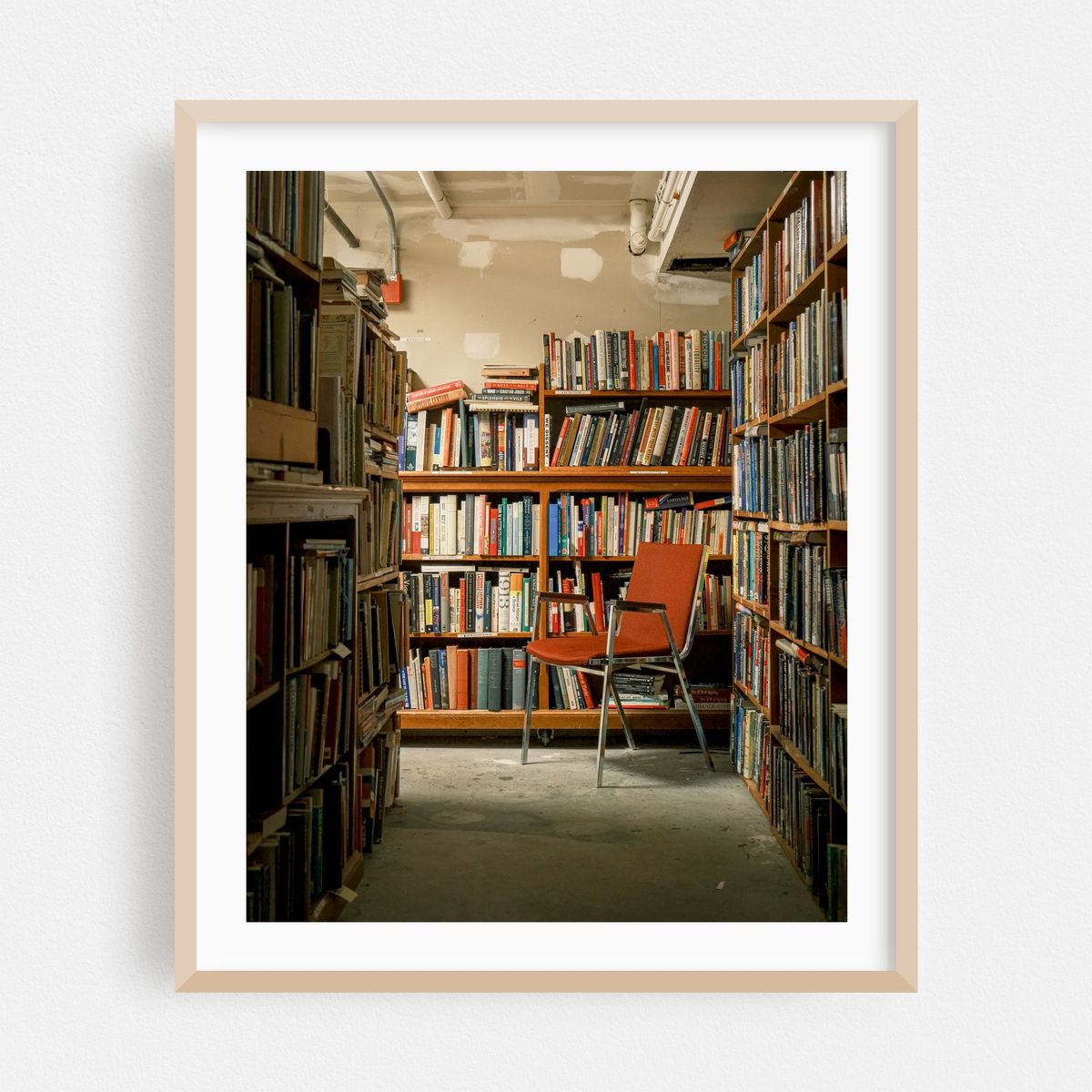 Inside Secondhand Prose, Saint Johnsbury 02 – image 1 of 12