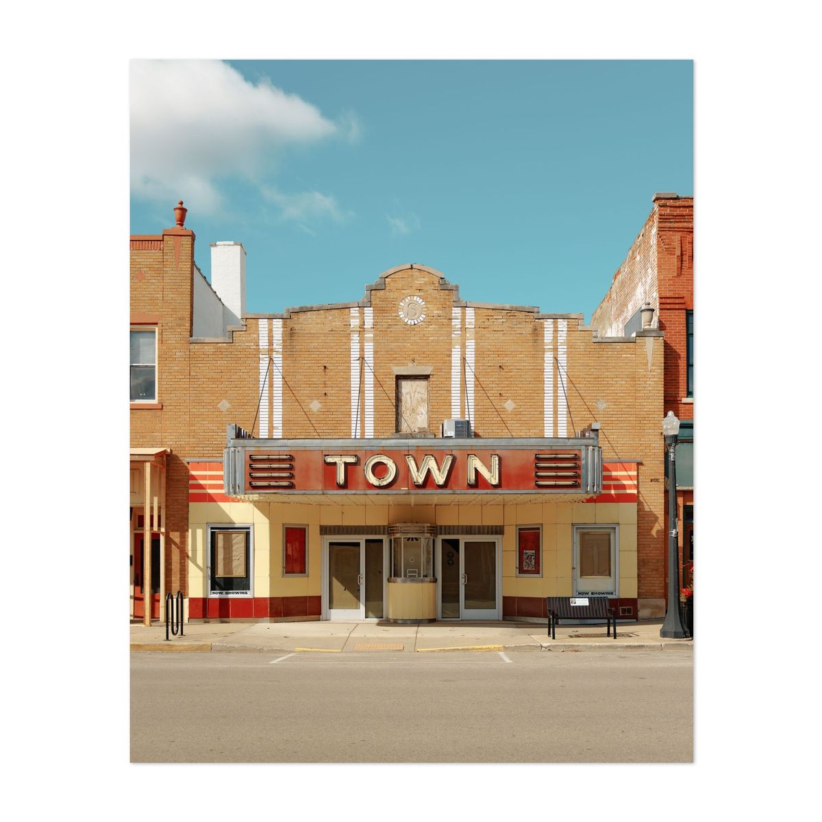 Town Theatre in Chillicoathe – image 1 of 2