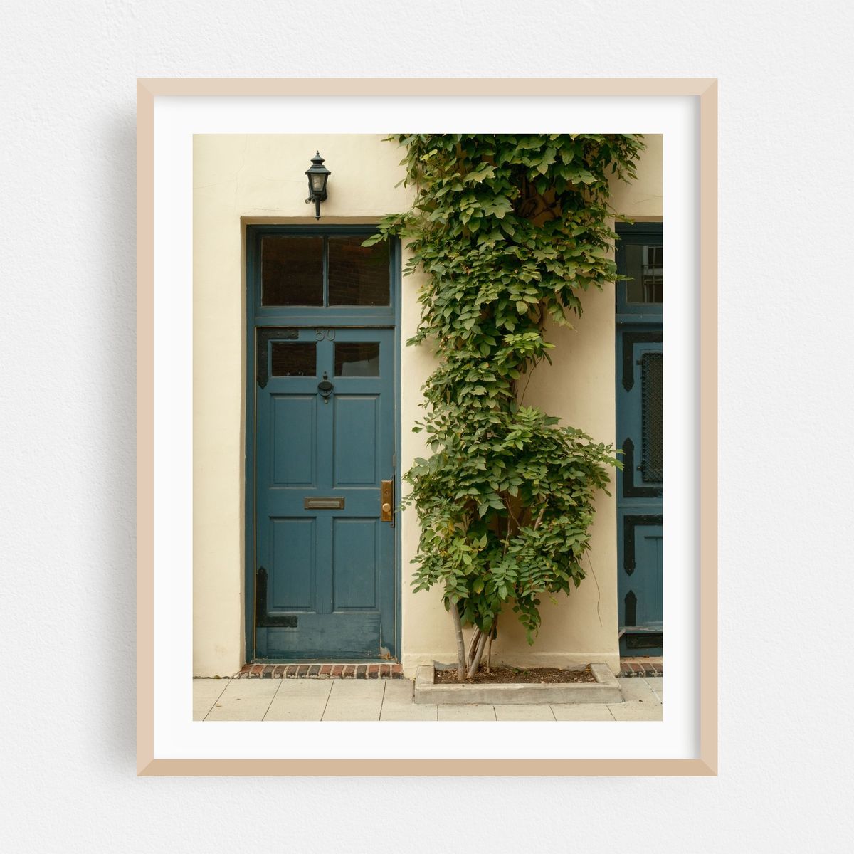 Door on Washington Mews, Manhattan 02 – image 1 of 12