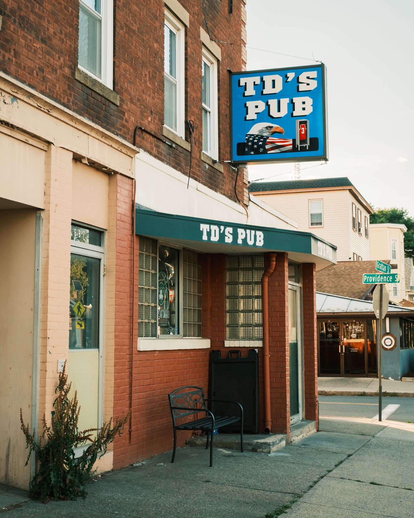 TD's Sports Bar, Chicopee 01