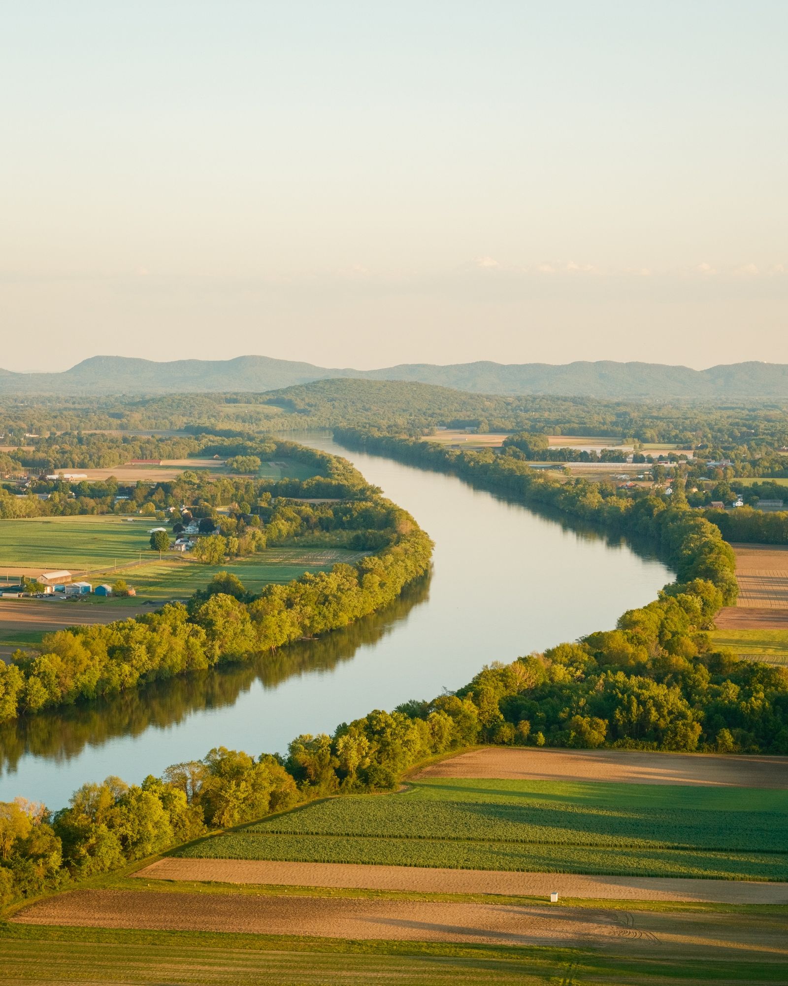 The Connecticut River from Mount Sugarloaf 06