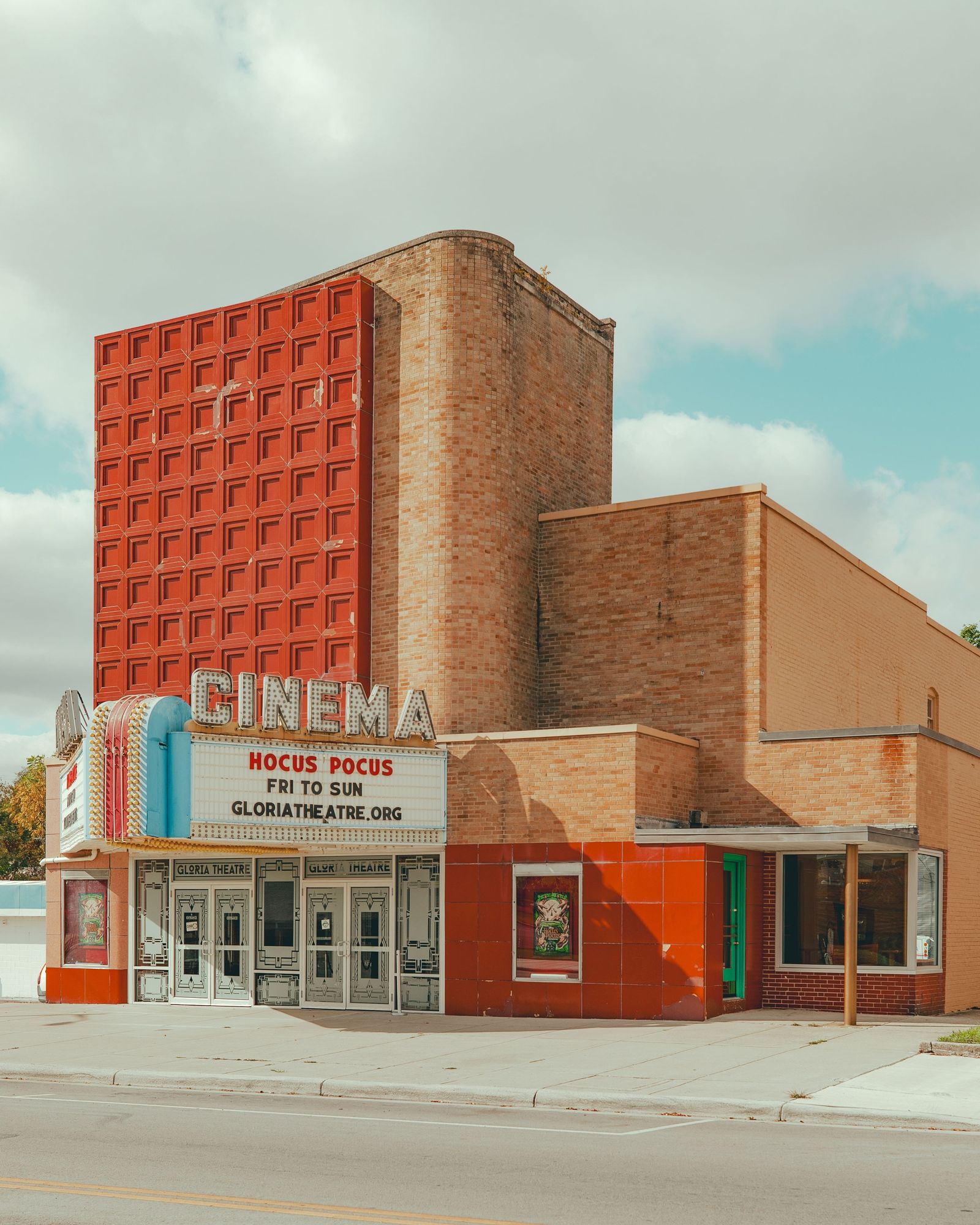 The Gloria Theatre