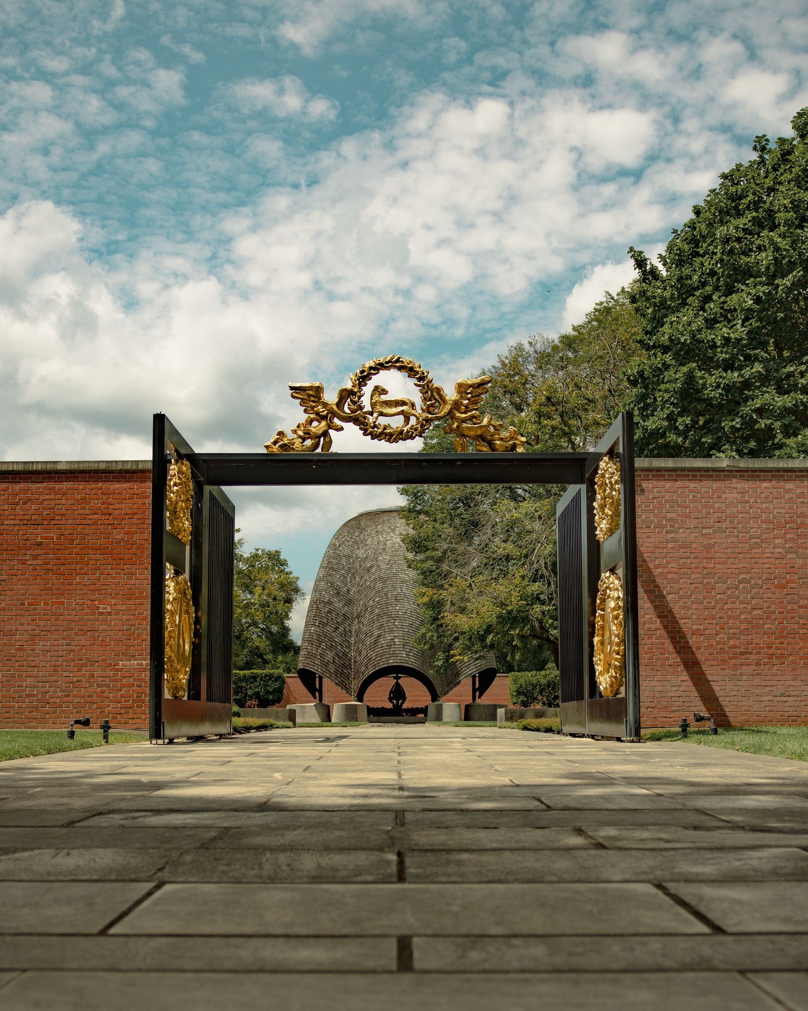 The Roofless Church 01