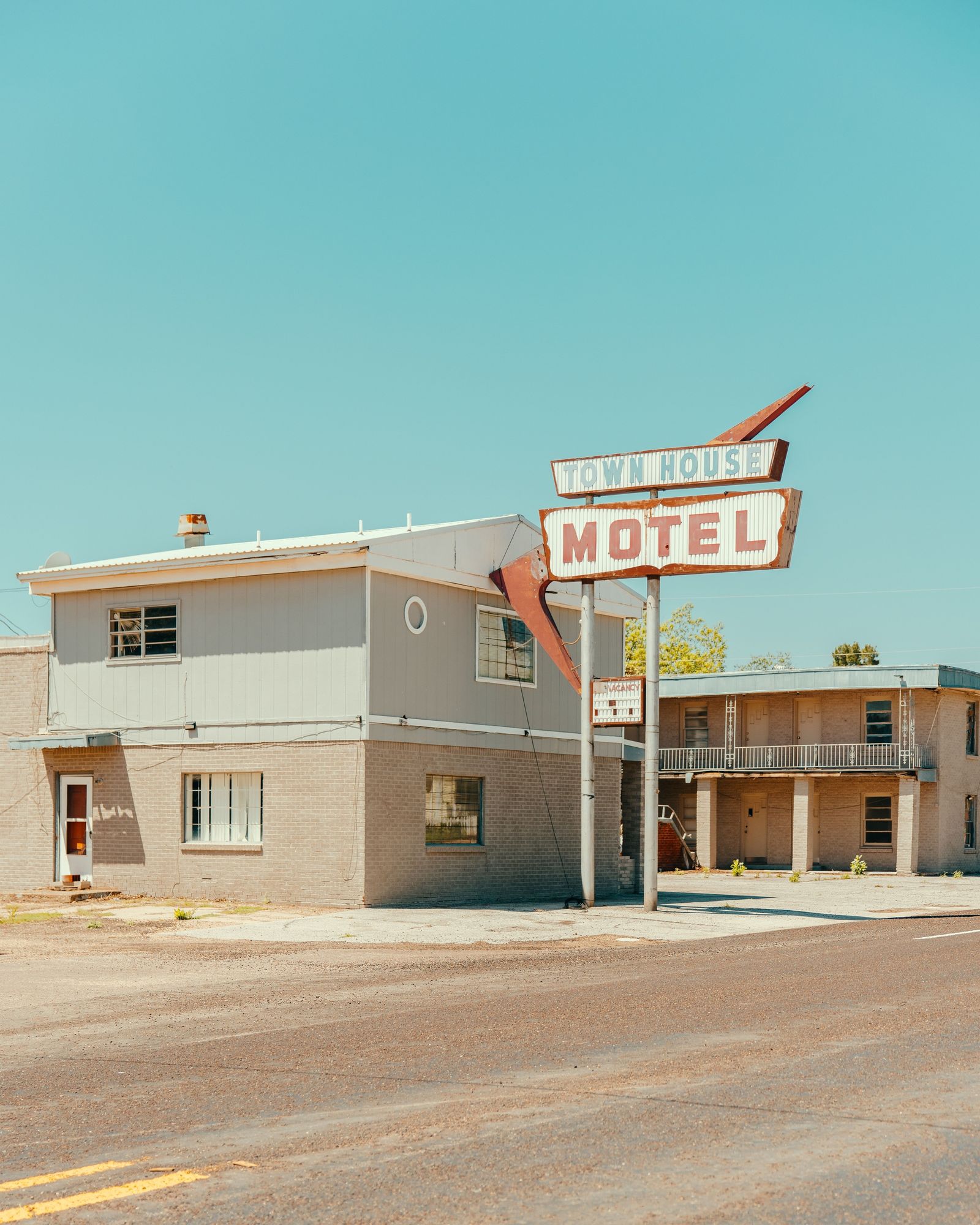 Town House Motel 01