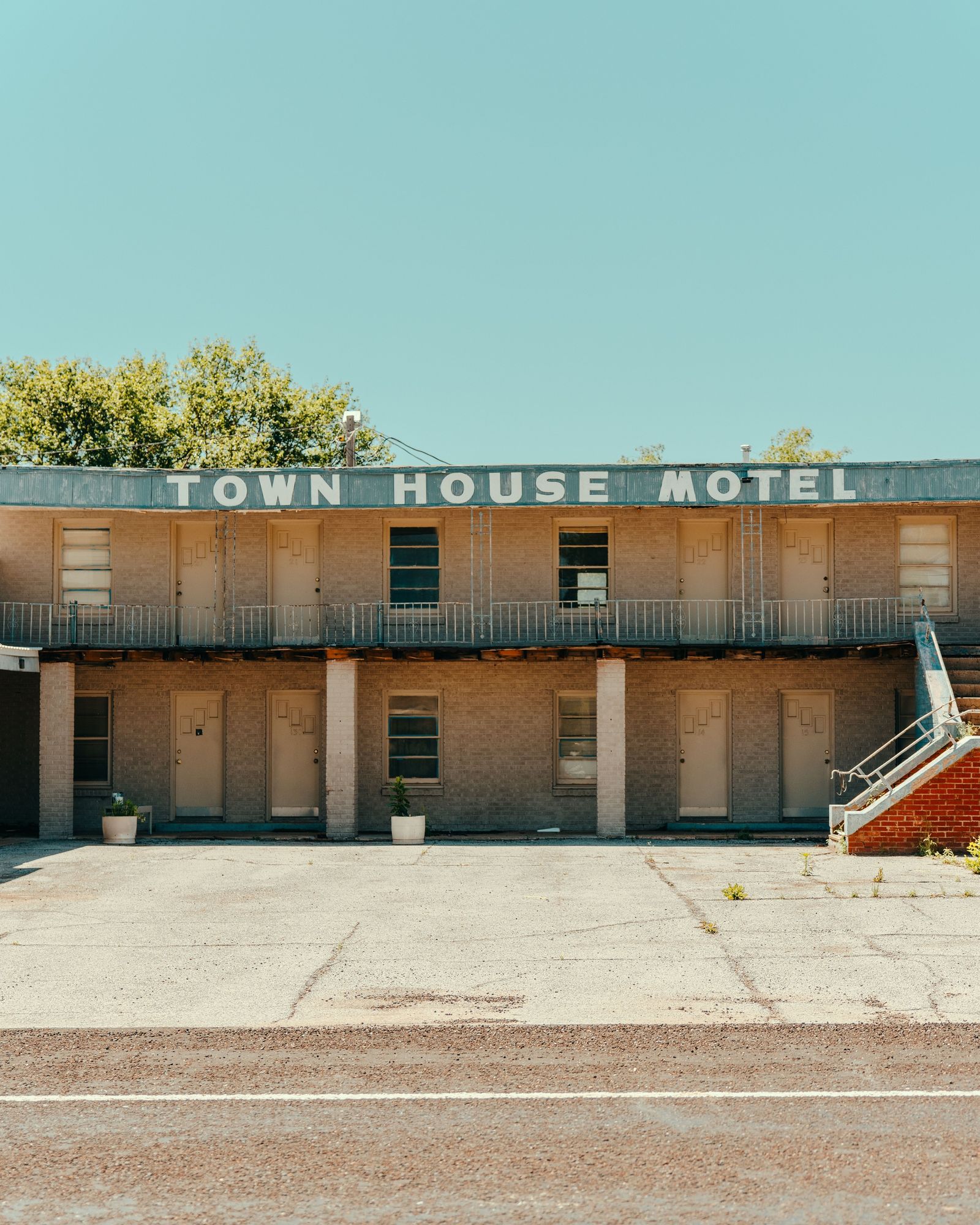 Town House Motel 02