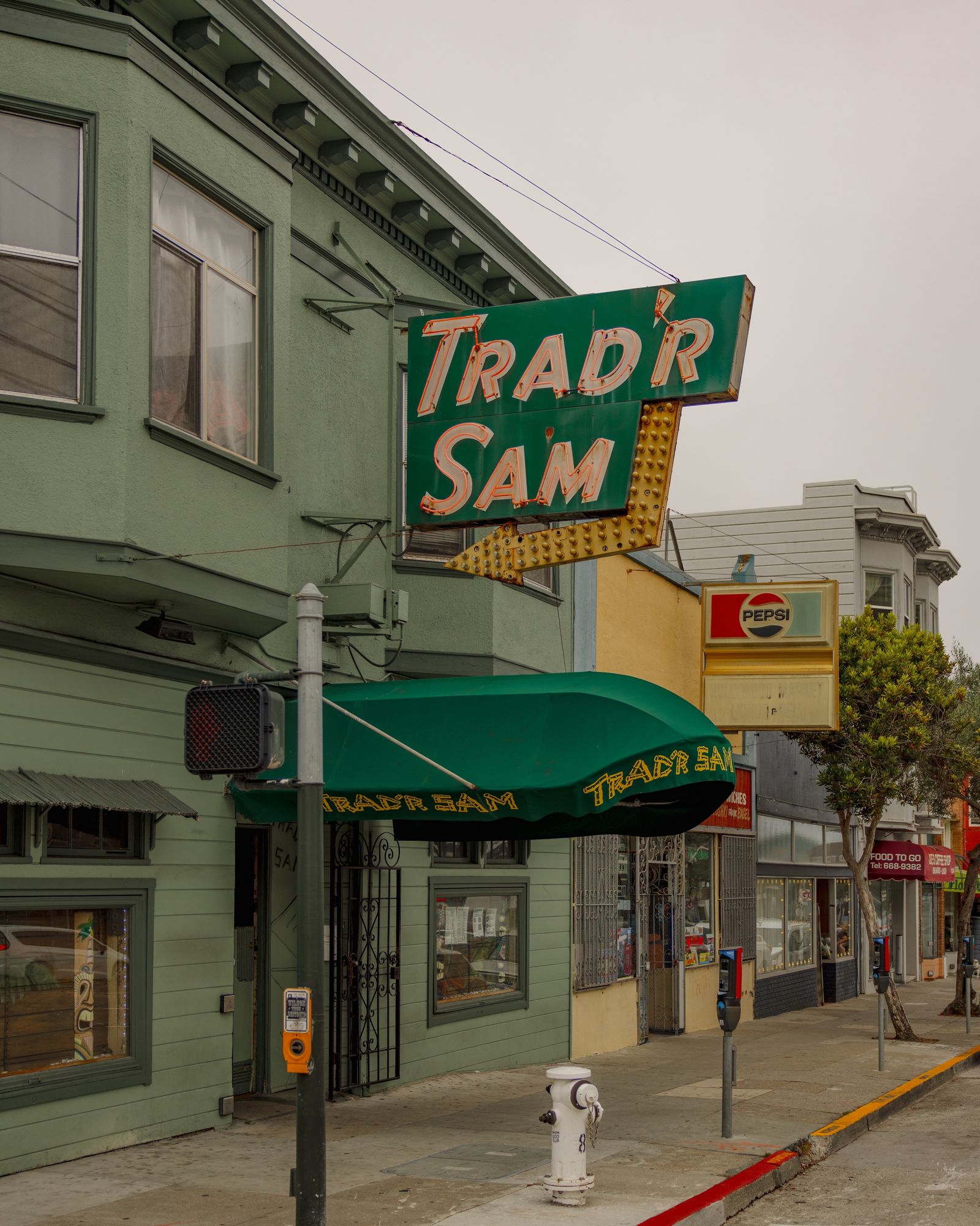 Trad'r Sam 01