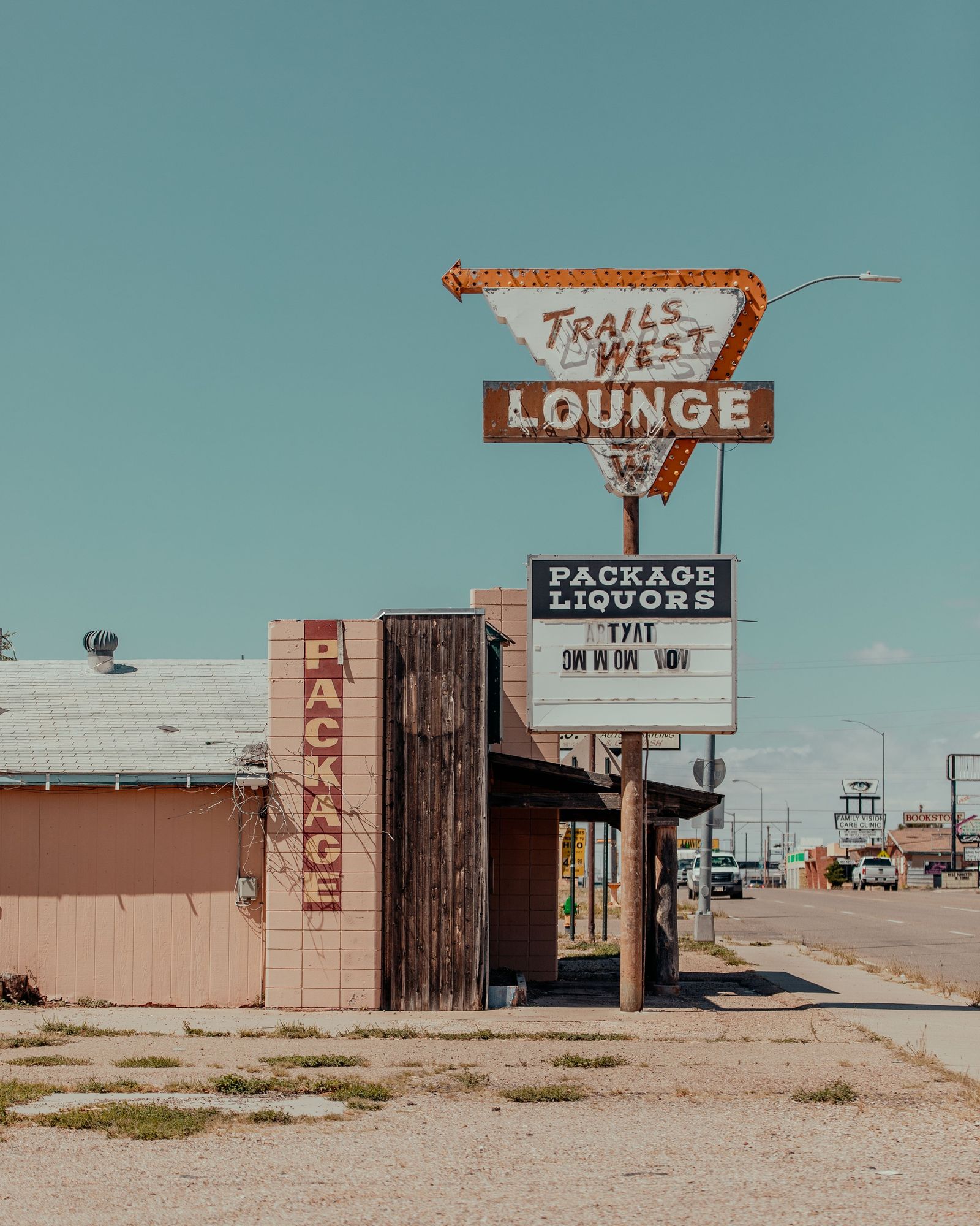 Trails West Lounge 02