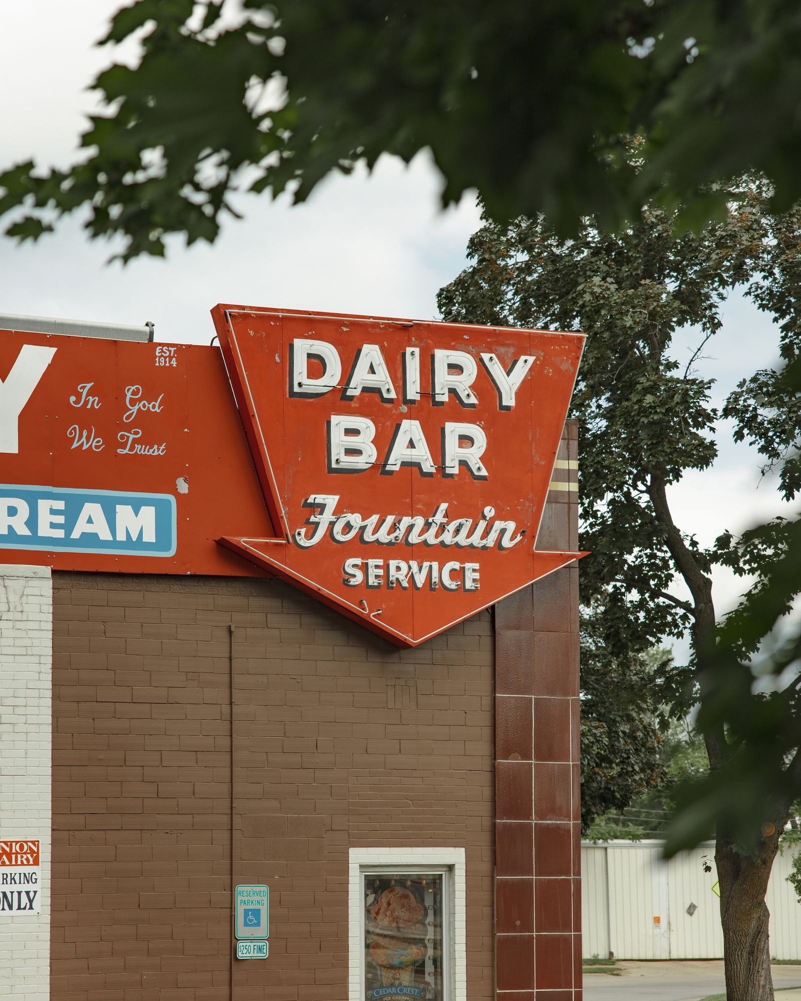 Union Dairy 03