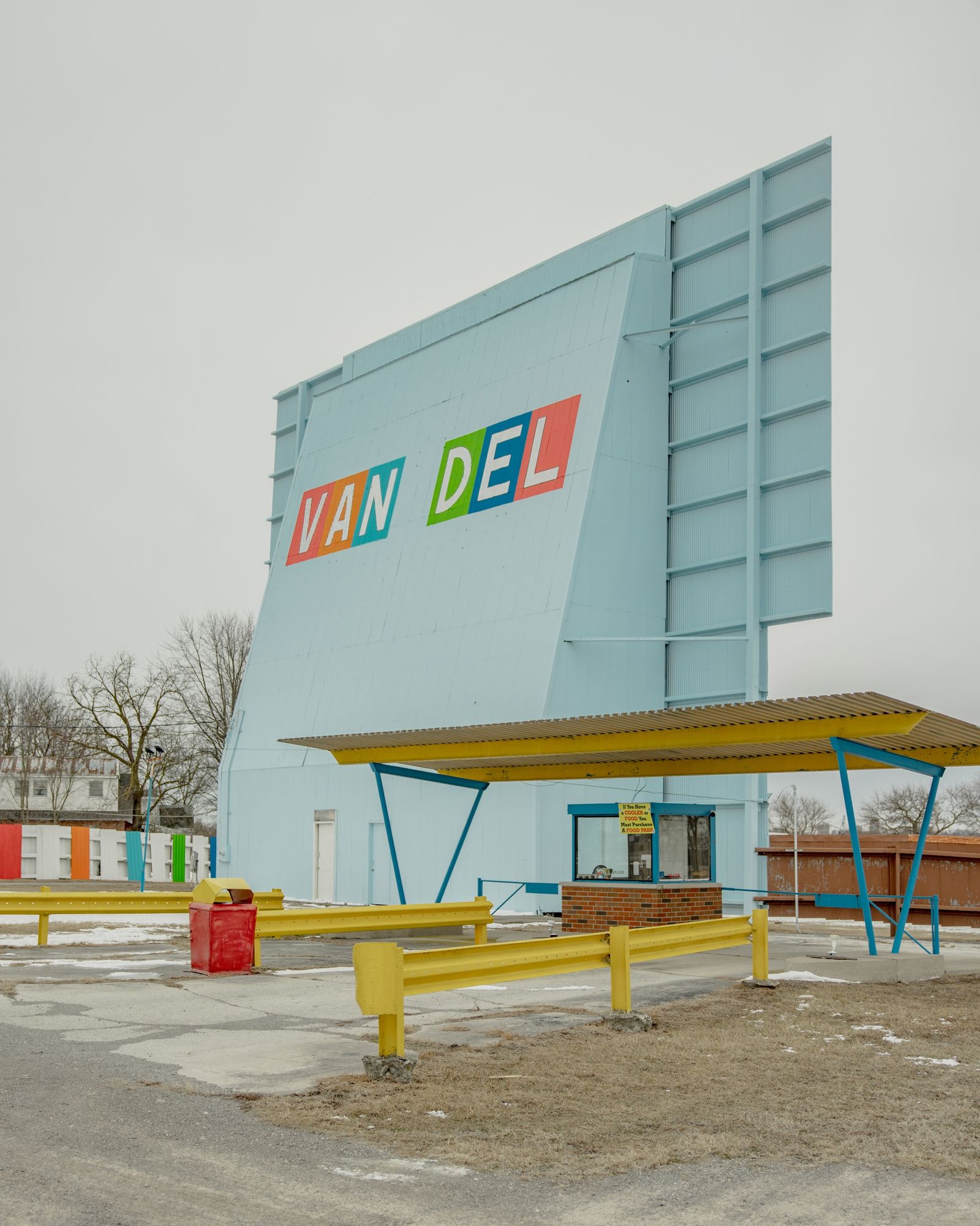 Van-Del Drive-In 02