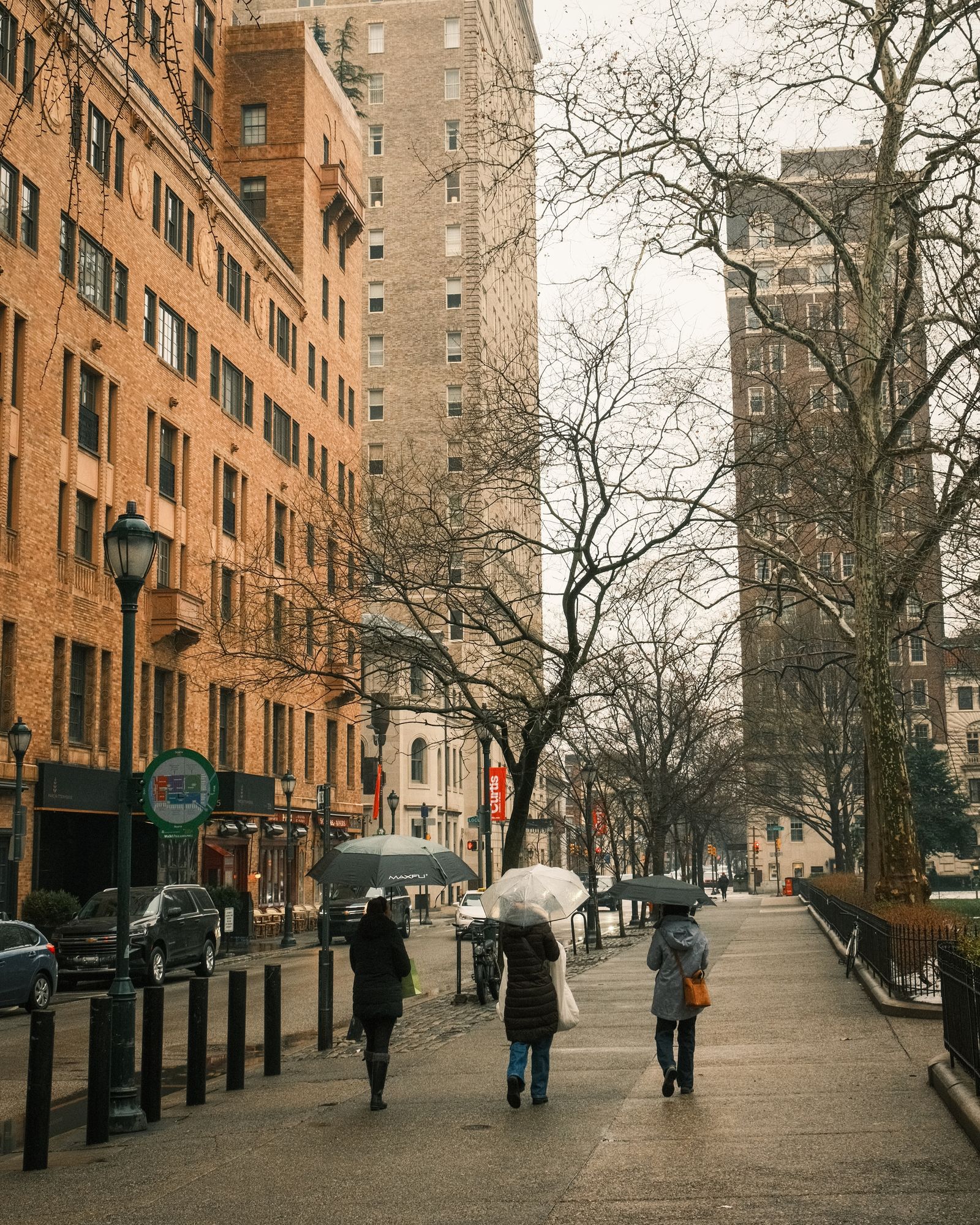 Walking at Rittenhouse Square, Philadelphia