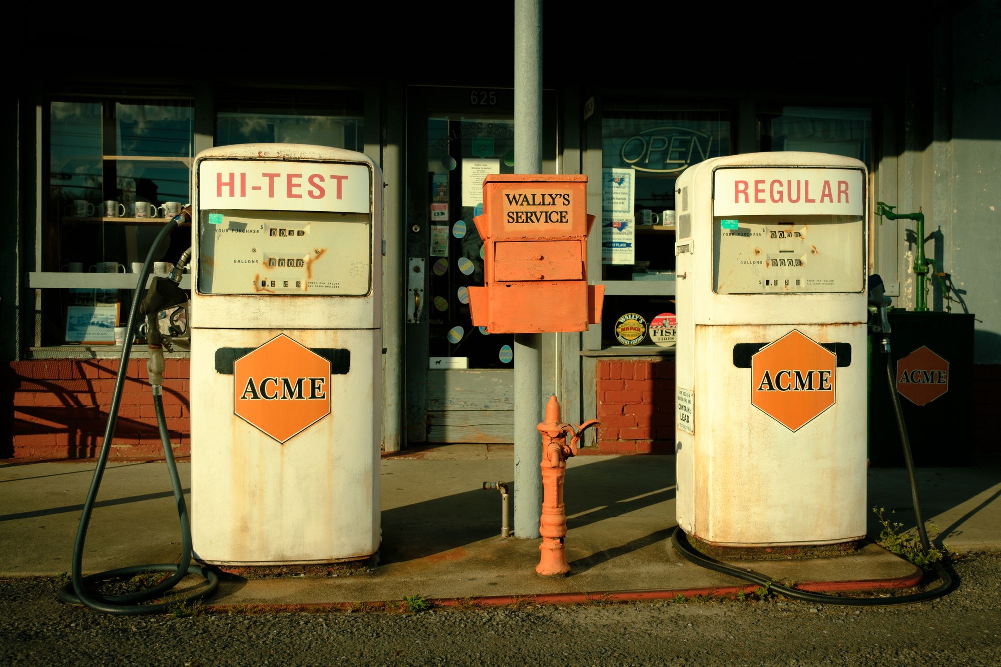 Wally's Service Station, Mount Airy 01