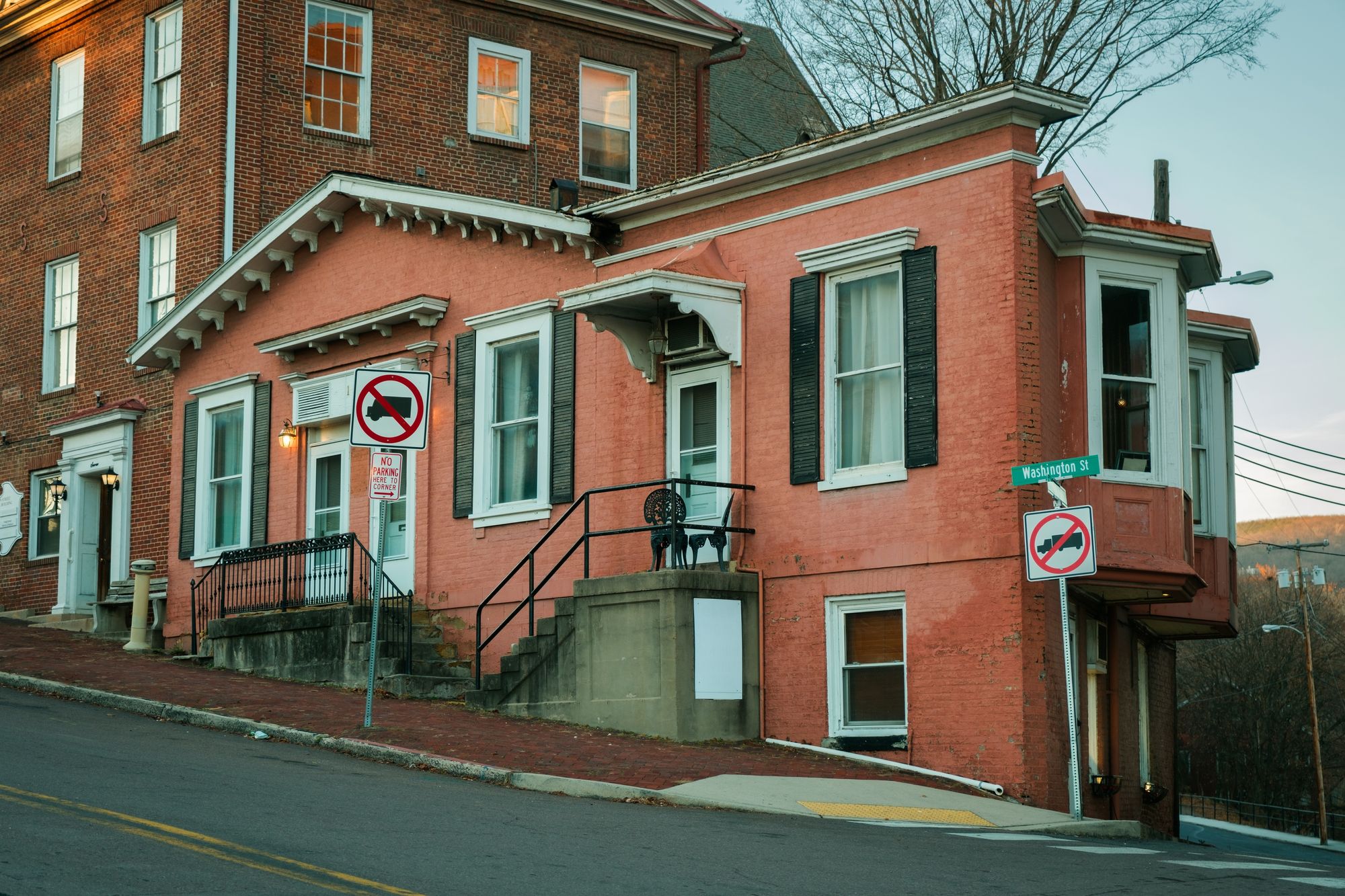 Washington Street, Cumberland