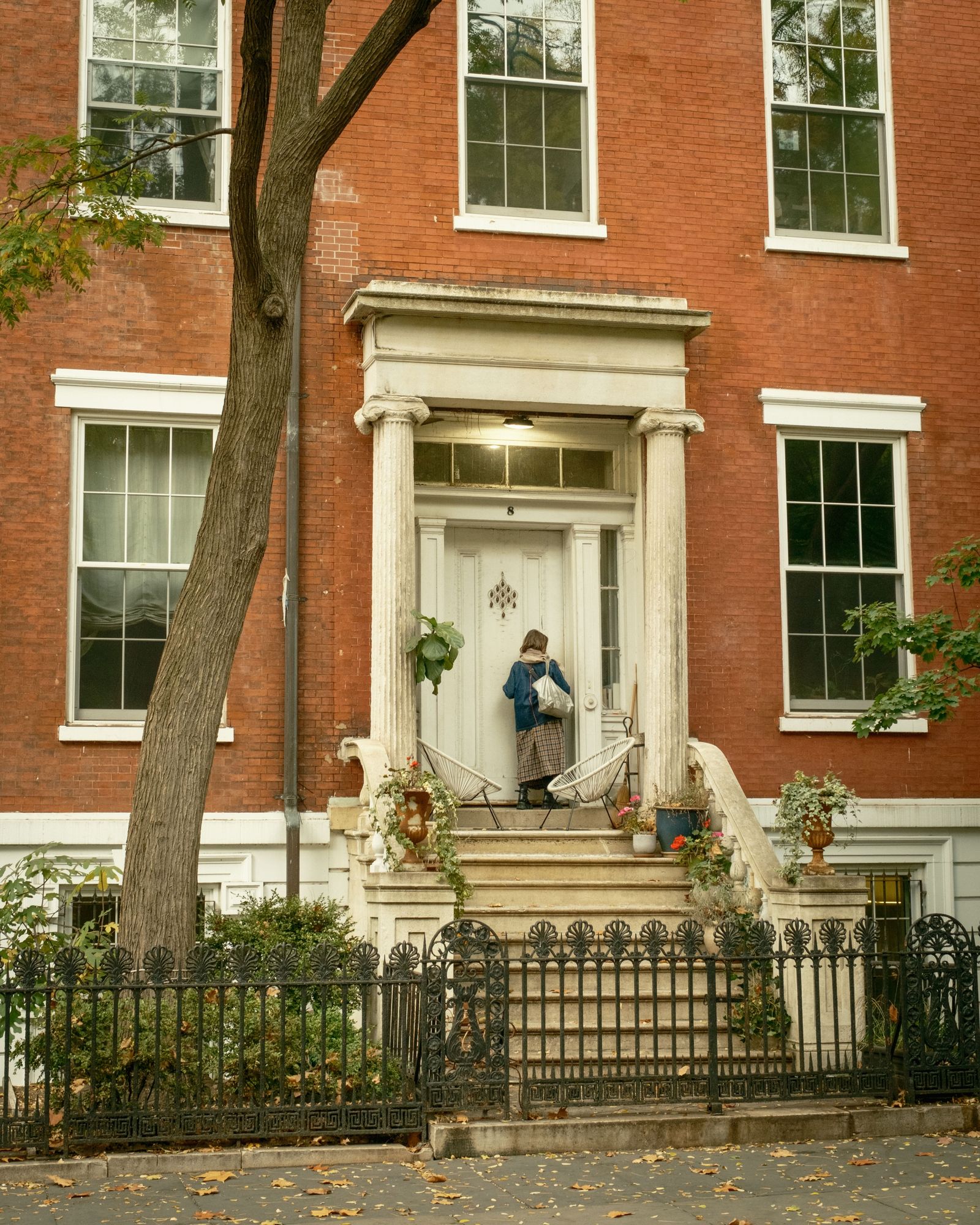 Washington Square Stoop 02