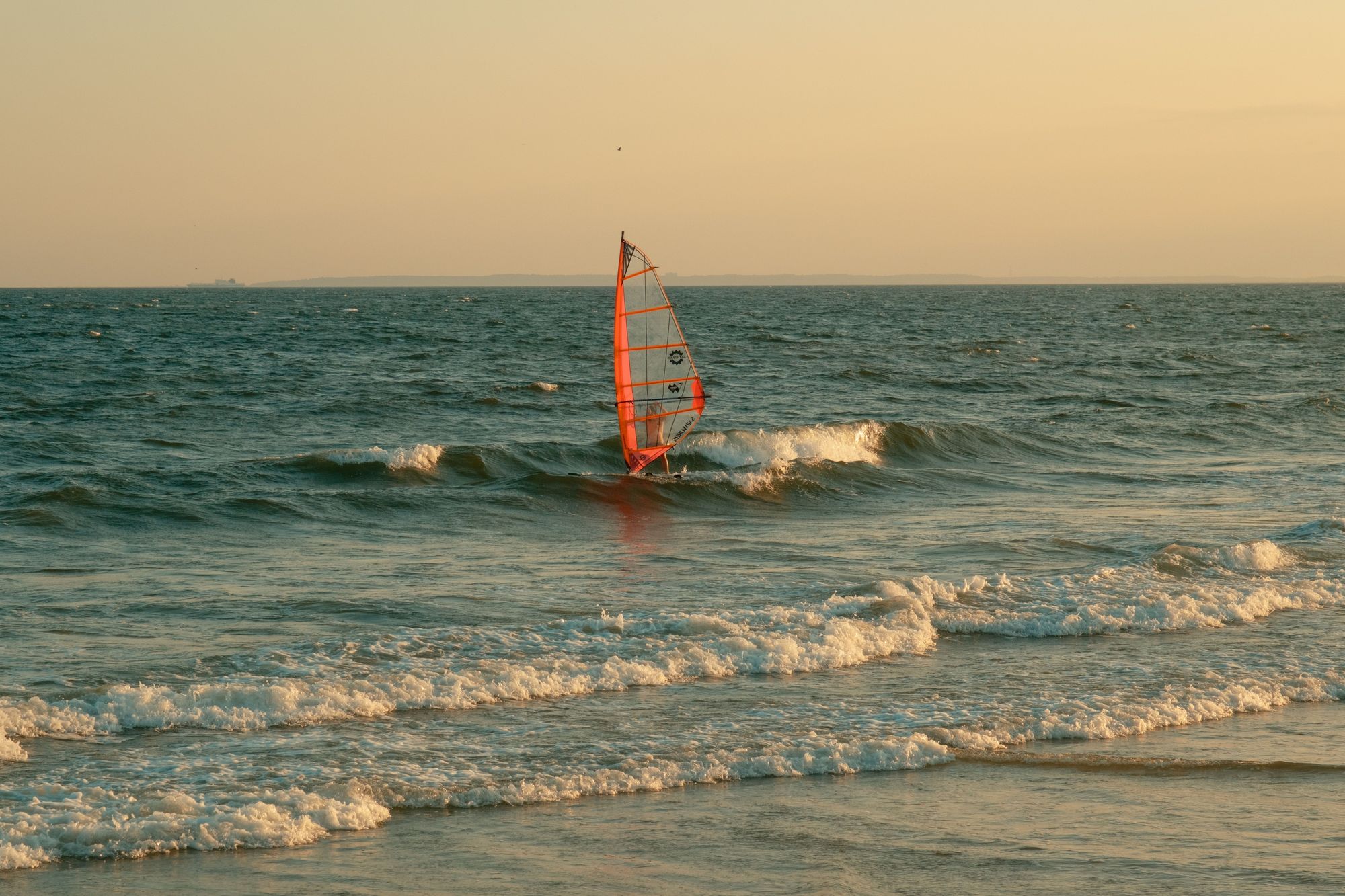 Waves at Rockaway Beach, Queens 02